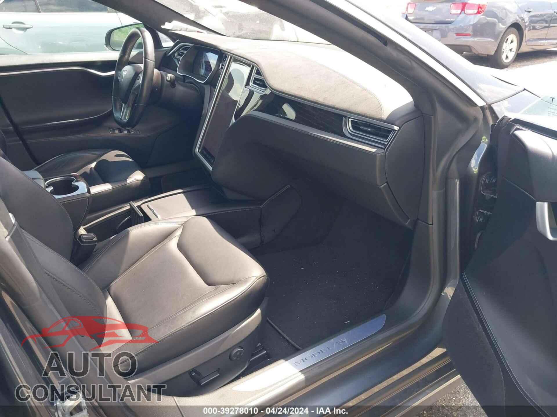 TESLA MODEL S 2016 - 5YJSA1E14GF144563
