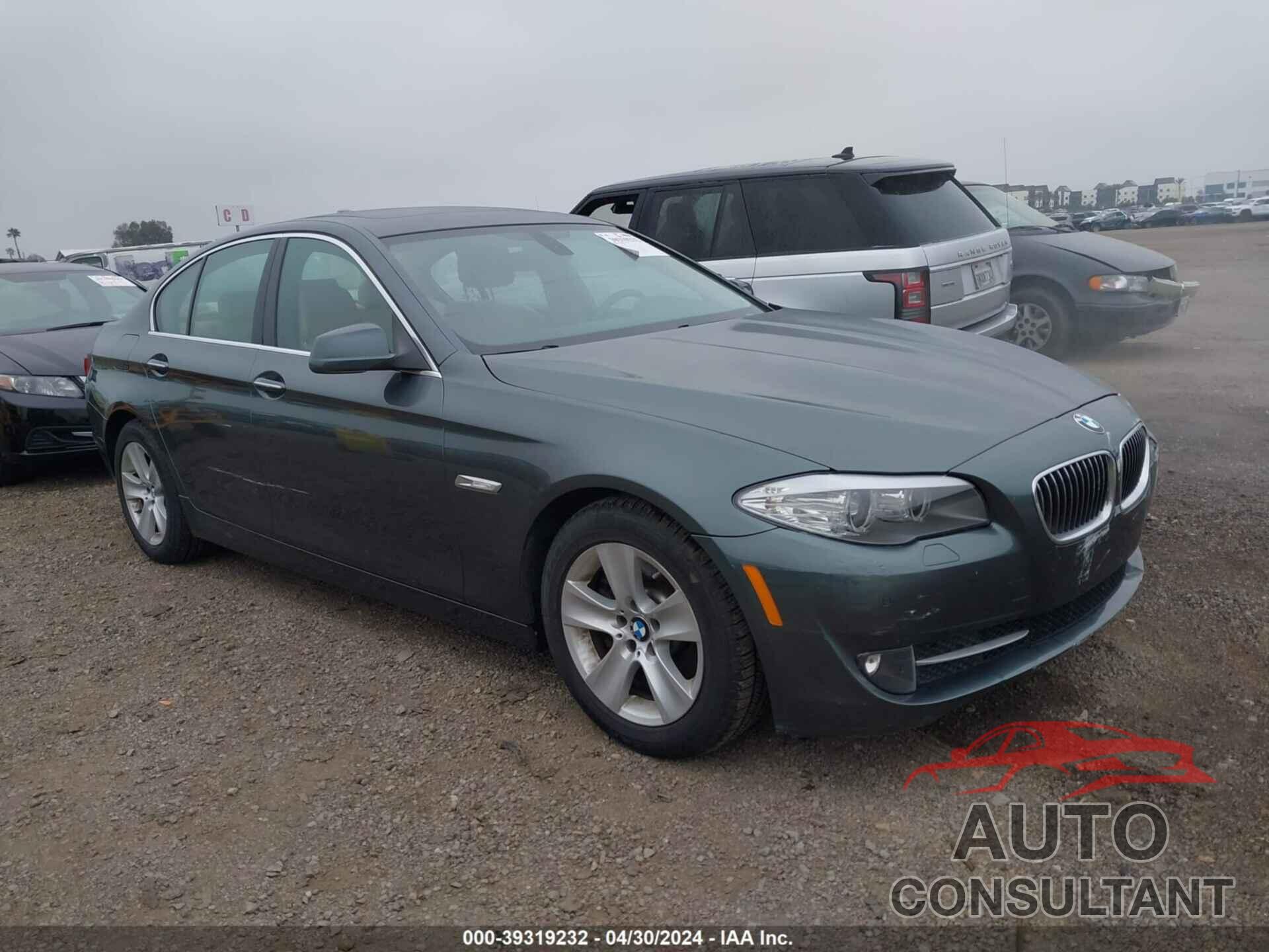 BMW 528I 2011 - WBAFR1C58BC740472