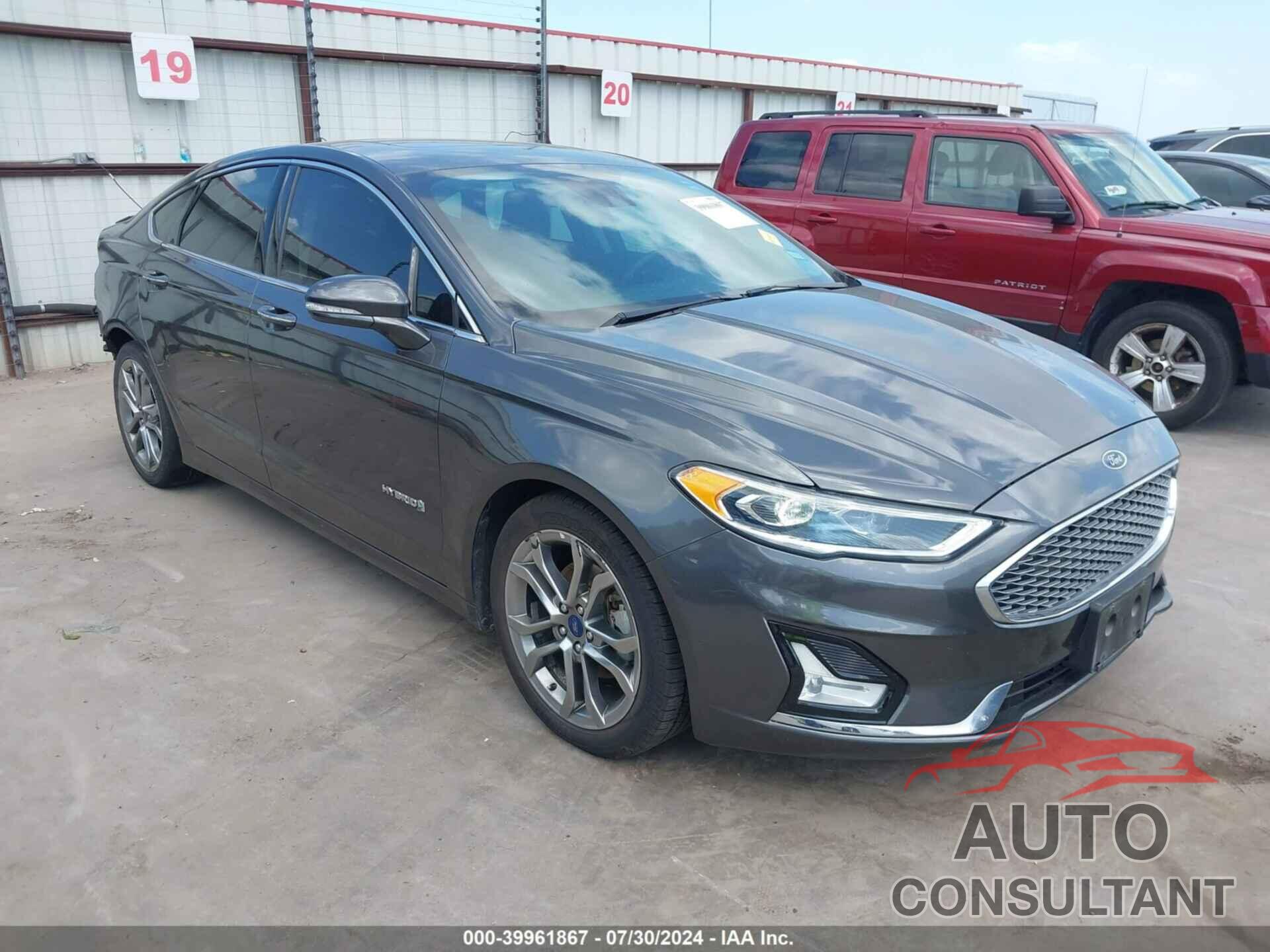 FORD FUSION HYBRID 2019 - 3FA6P0RU5KR106125