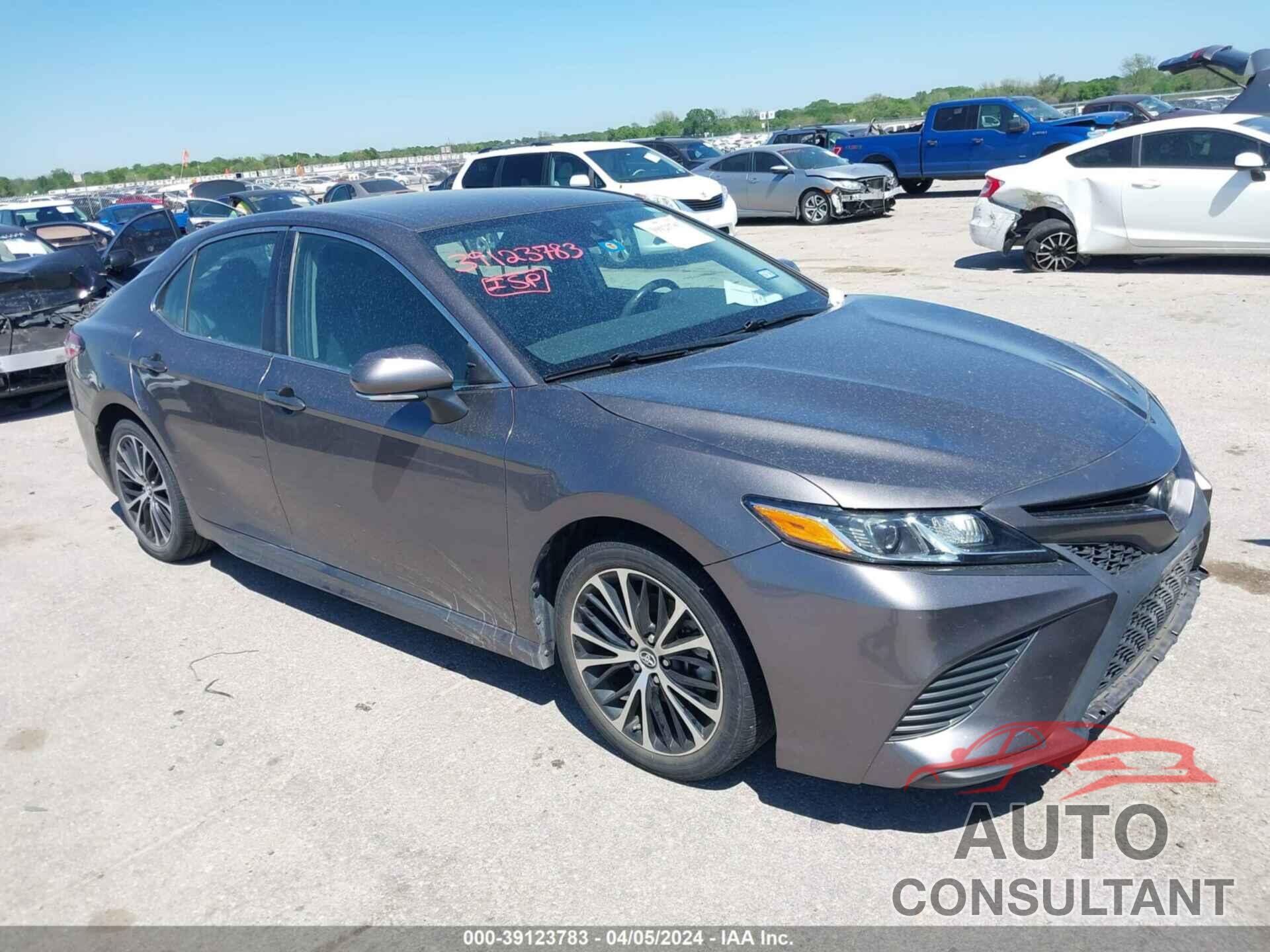 TOYOTA CAMRY 2019 - 4T1B11HK5KU718846