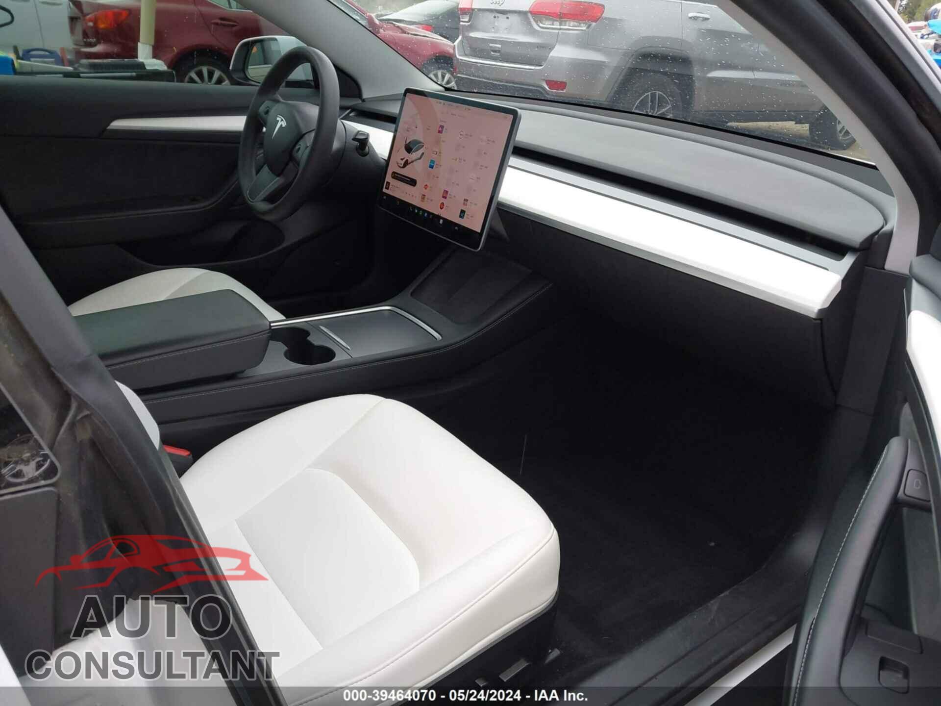 TESLA MODEL 3 2021 - 5YJ3E1EA2MF047785