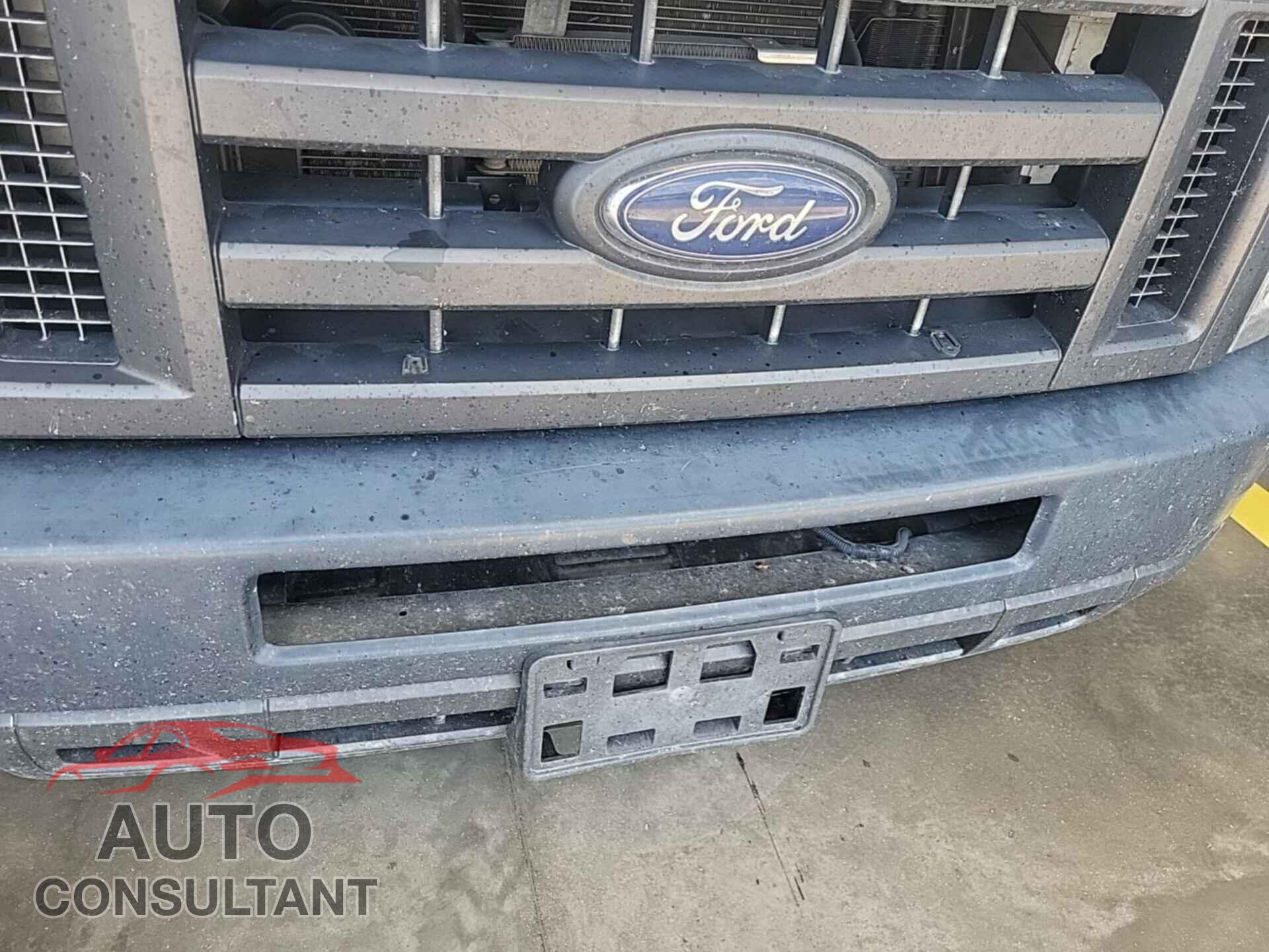 FORD ECONOLINE 2017 - 1FDXE4FS8HDC72215