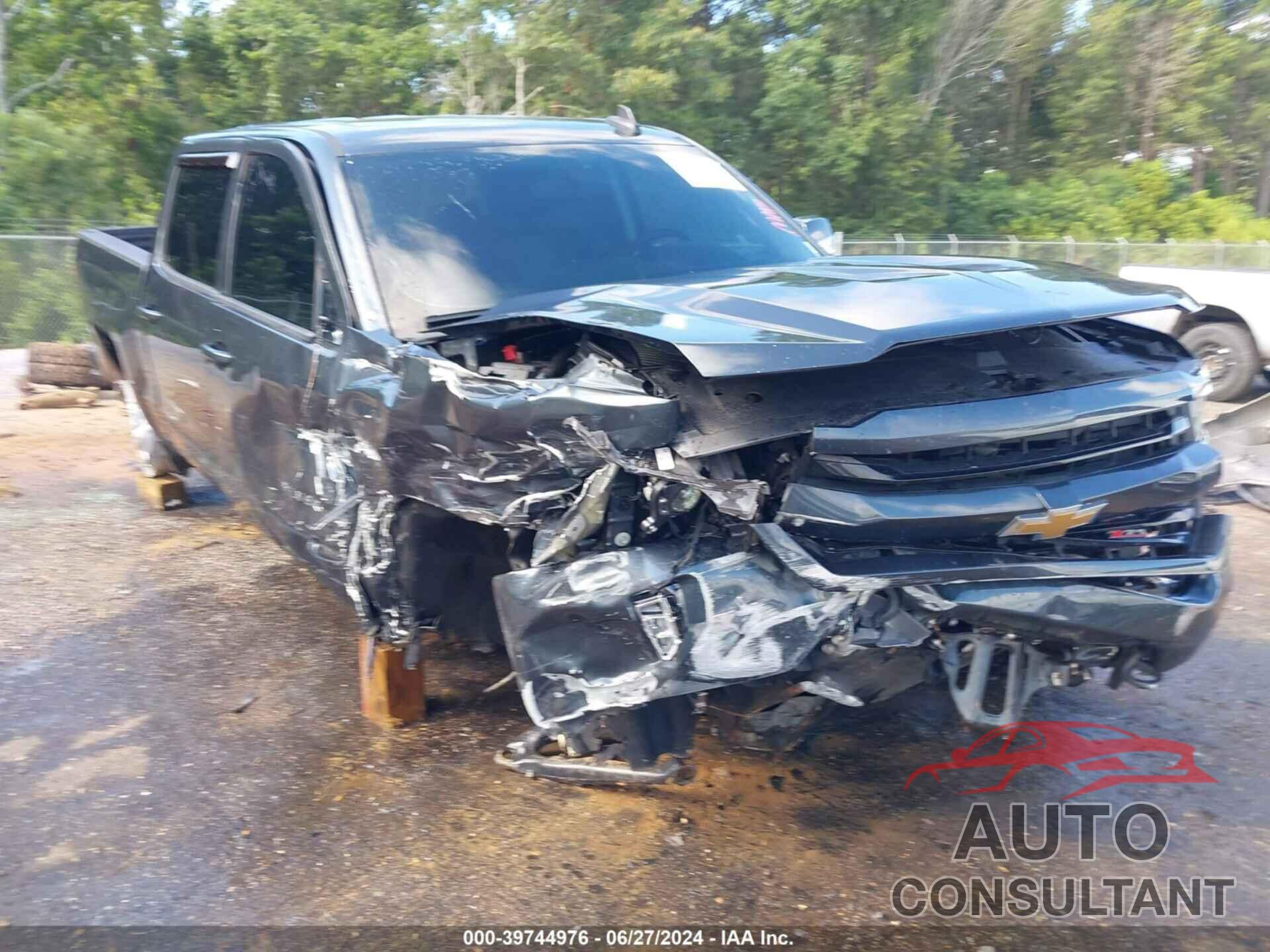 CHEVROLET SILVERADO 1500 2017 - 3GCUKREC6HG326105