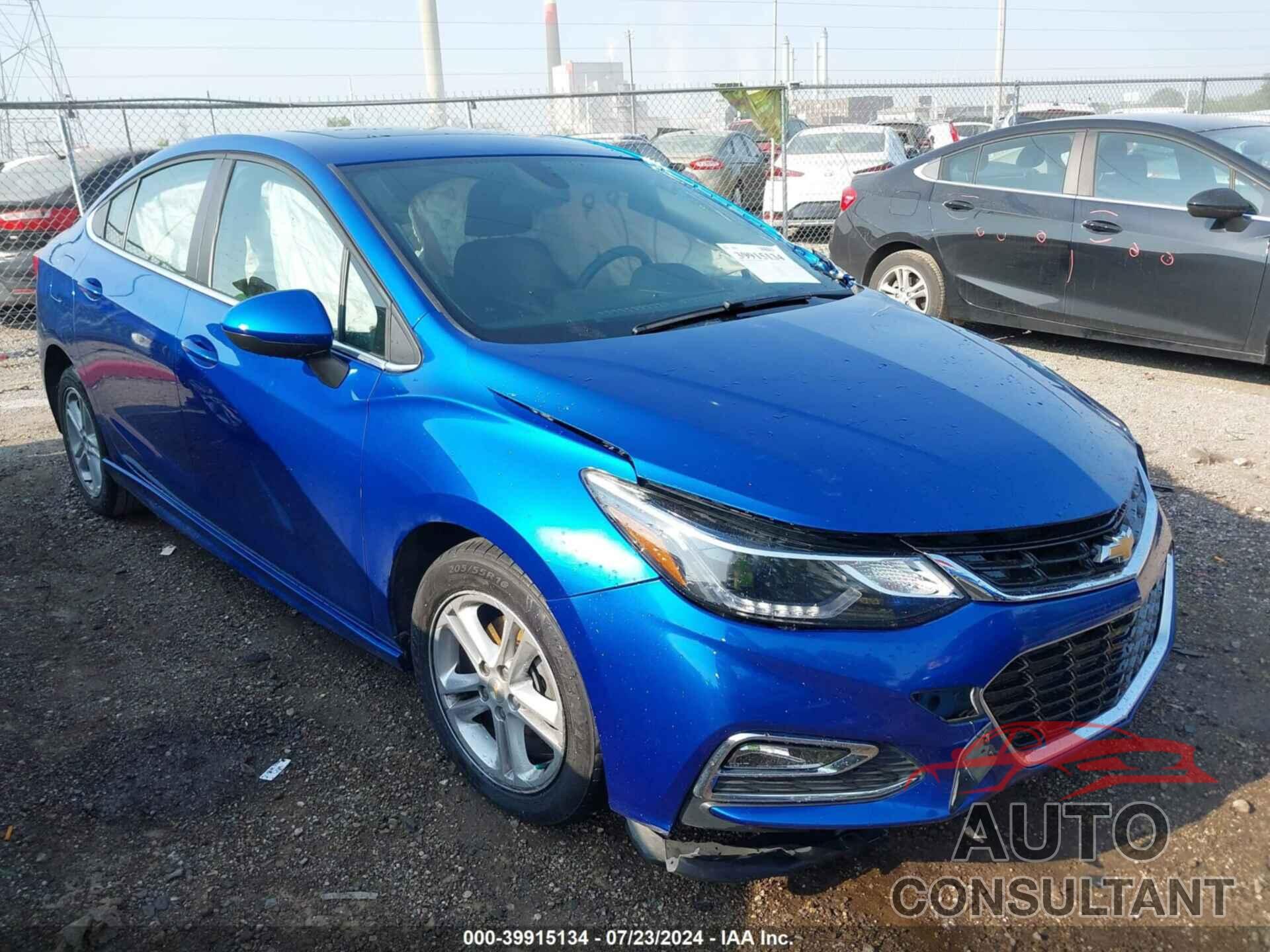 CHEVROLET CRUZE 2018 - 1G1BE5SM2J7190733