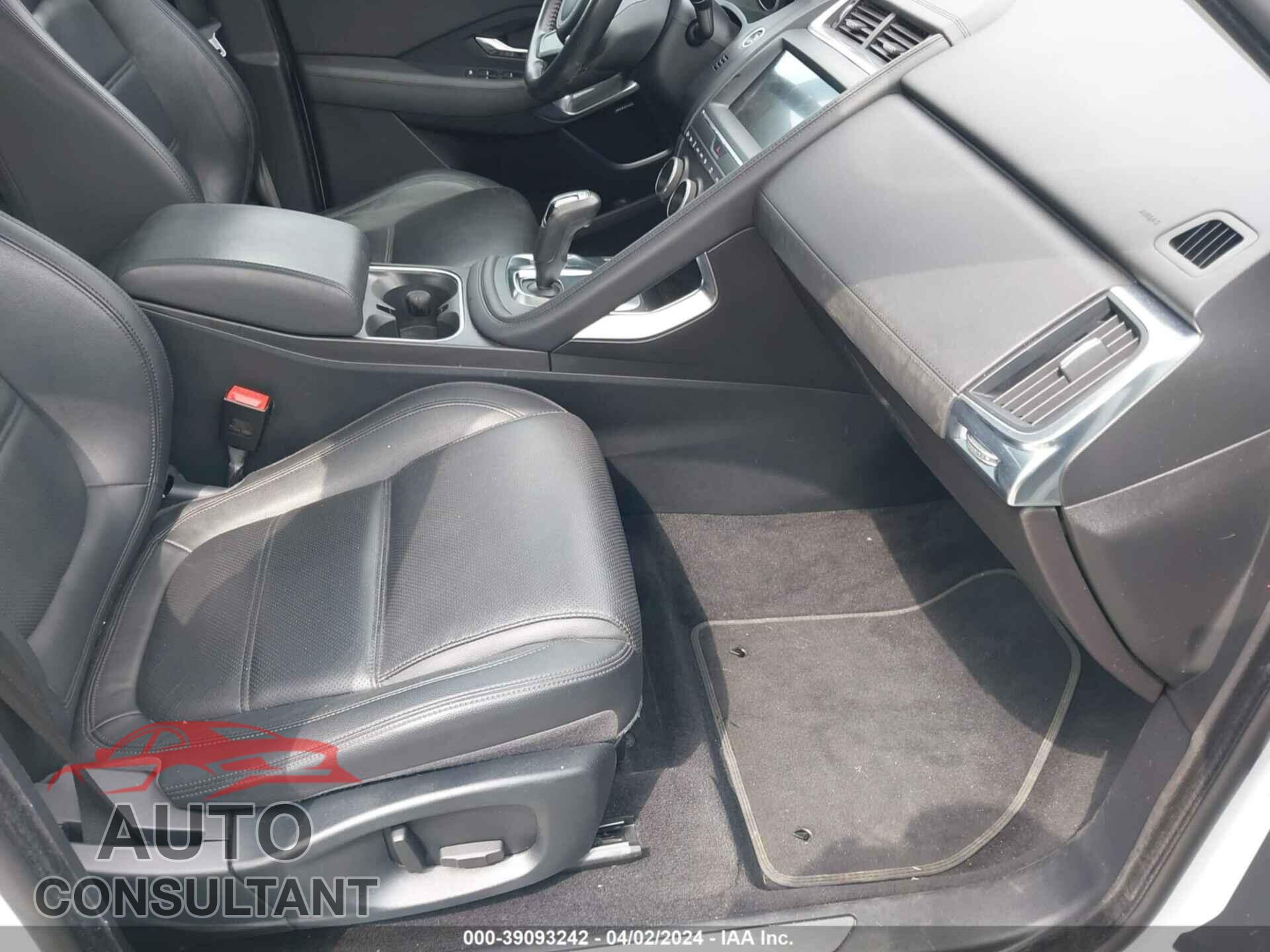 JAGUAR E-PACE 2019 - SADFJ2FX2K1Z34220