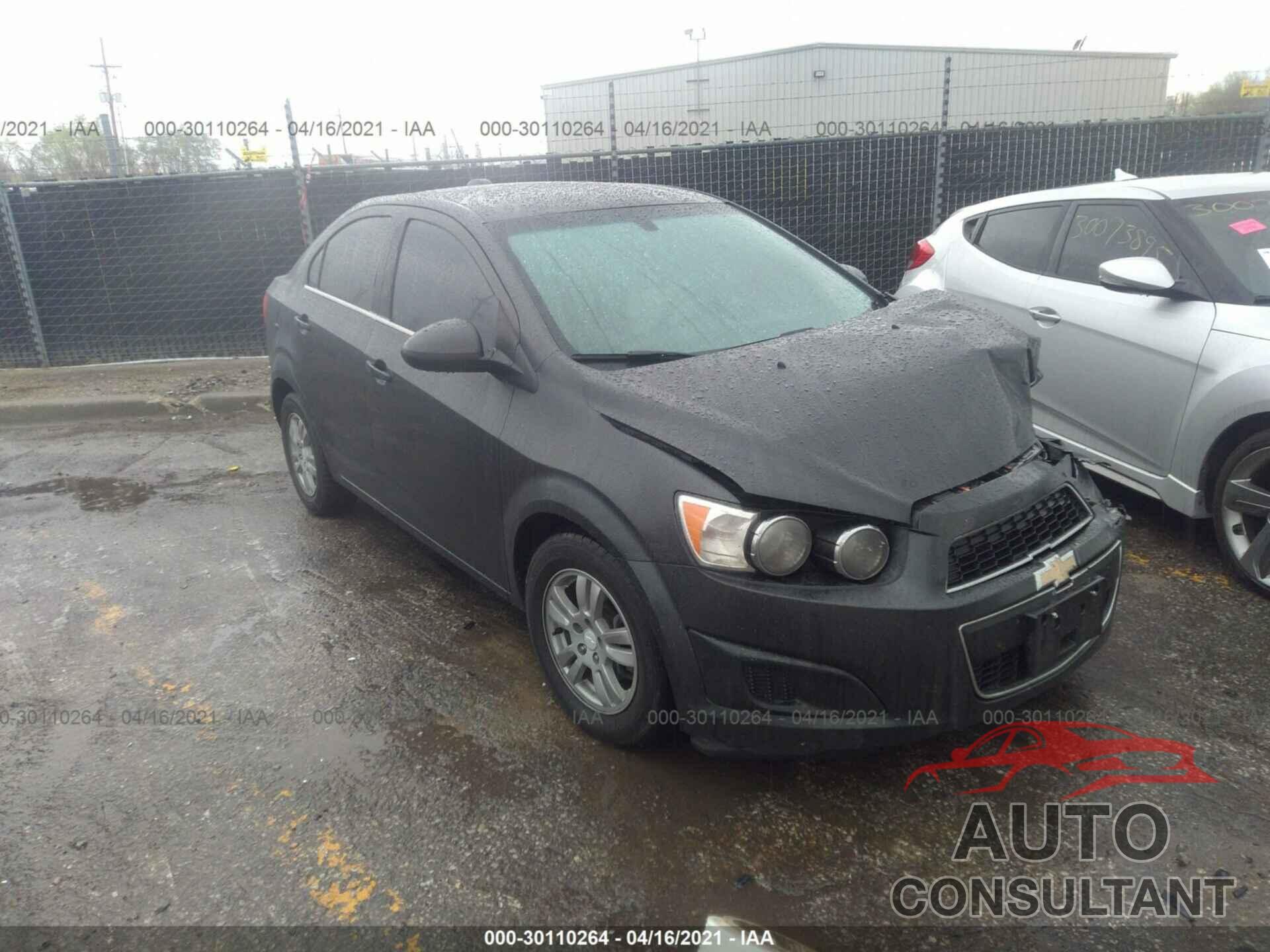 CHEVROLET SONIC 2016 - 1G1JC5SHXG4123845