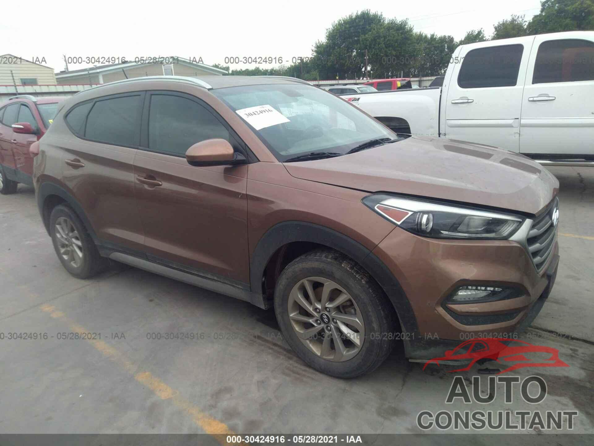 HYUNDAI TUCSON 2017 - KM8J3CA42HU380201
