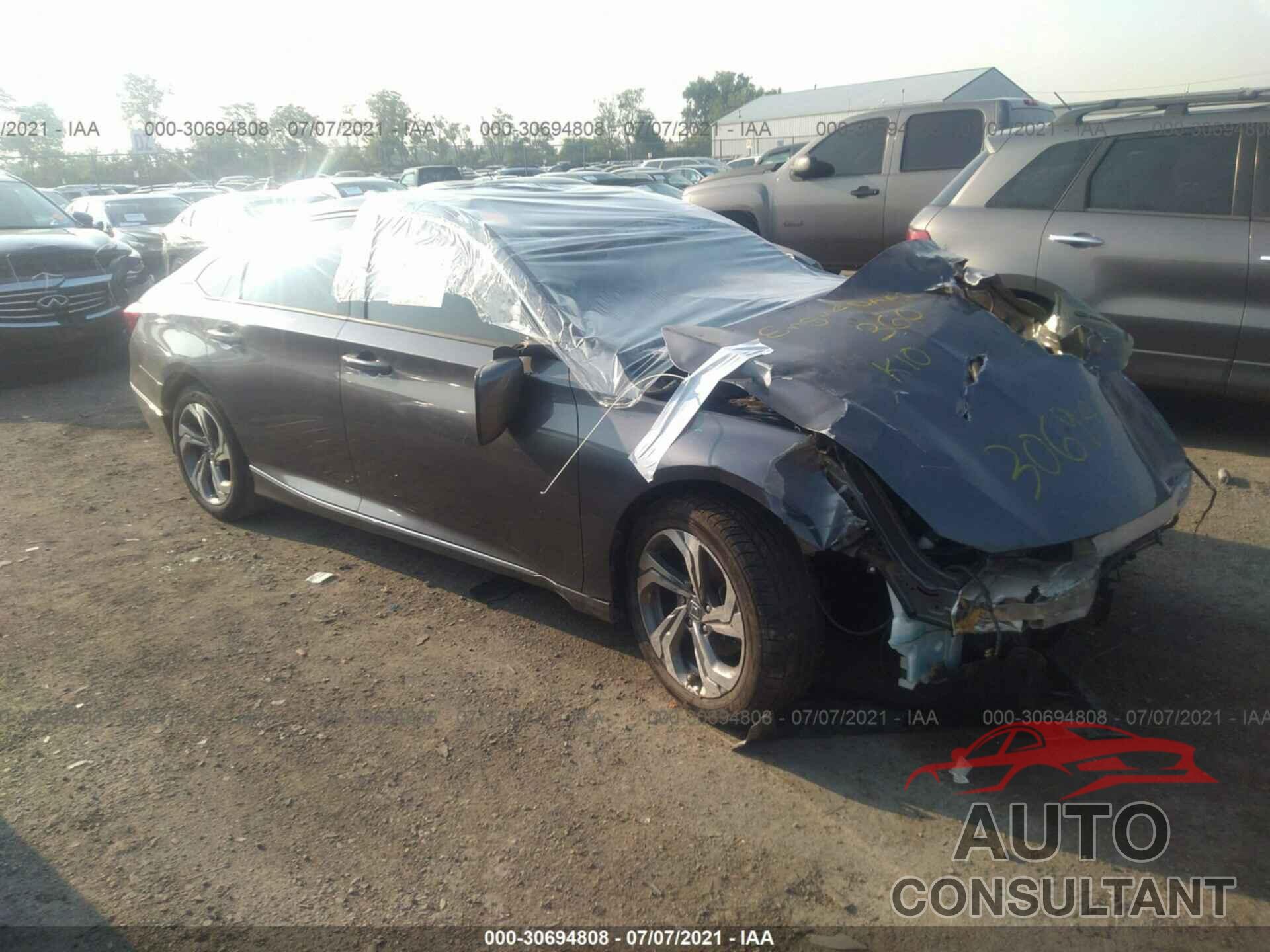 HONDA ACCORD SEDAN 2018 - 1HGCV1F52JA131919