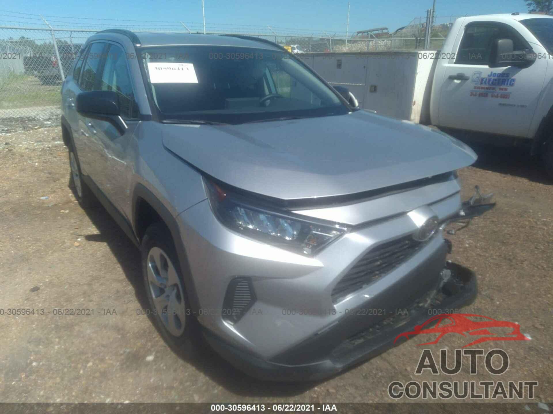 TOYOTA RAV4 2021 - 2T3H1RFV2MC130579