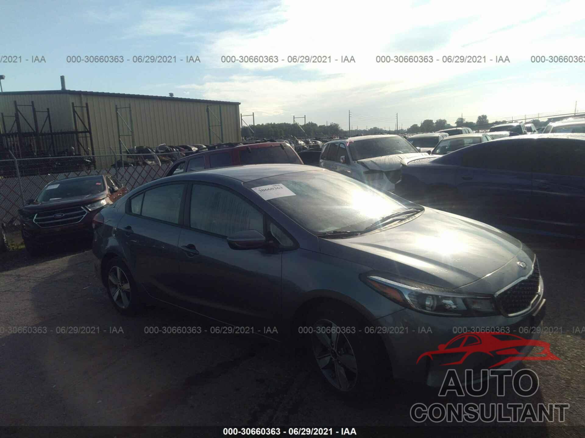 KIA FORTE 2018 - 3KPFL4A79JE210660