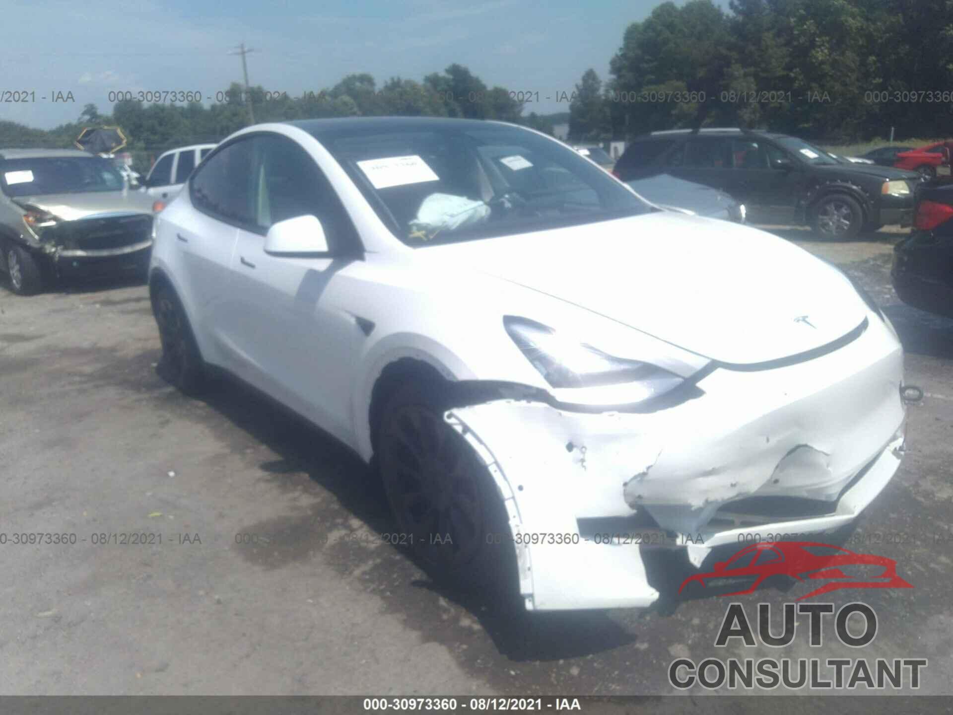 TESLA MODEL Y 2021 - 5YJYGDEE5MF184580