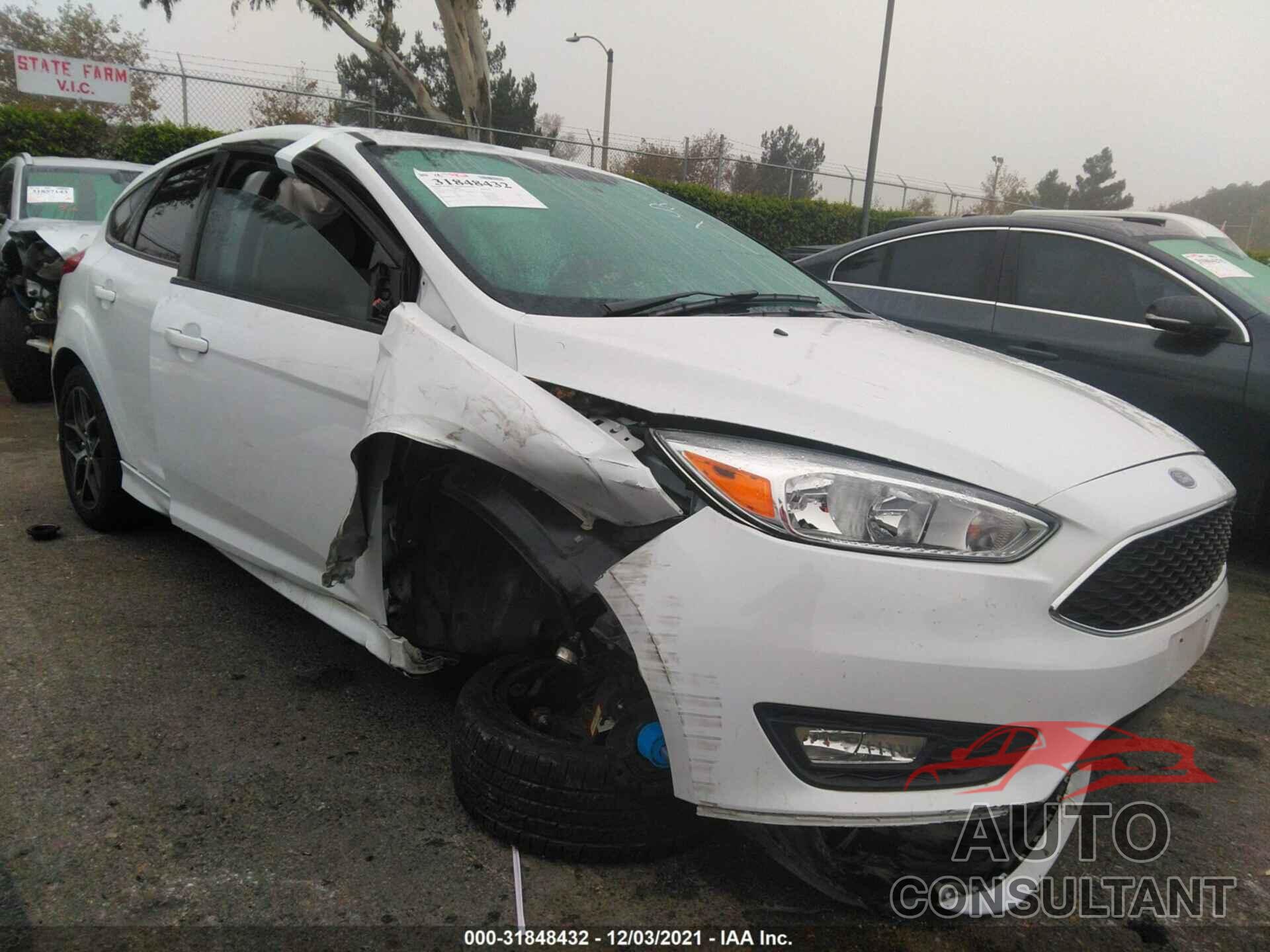 FORD FOCUS 2016 - 1FADP3K26GL310570