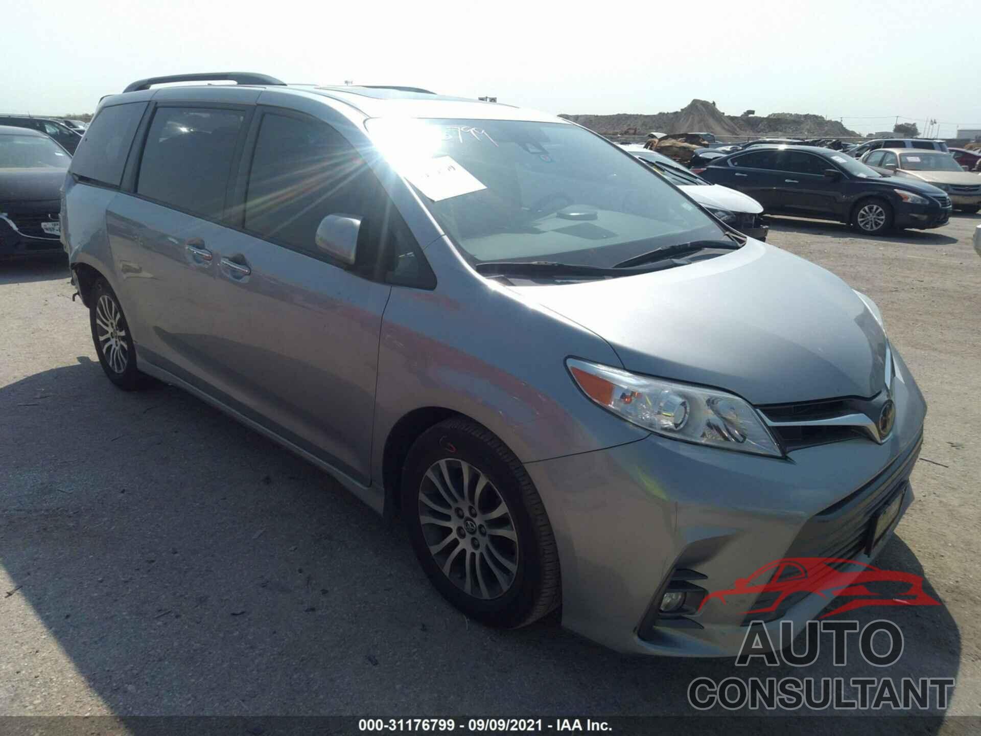 TOYOTA SIENNA 2018 - 5TDYZ3DCXJS916553