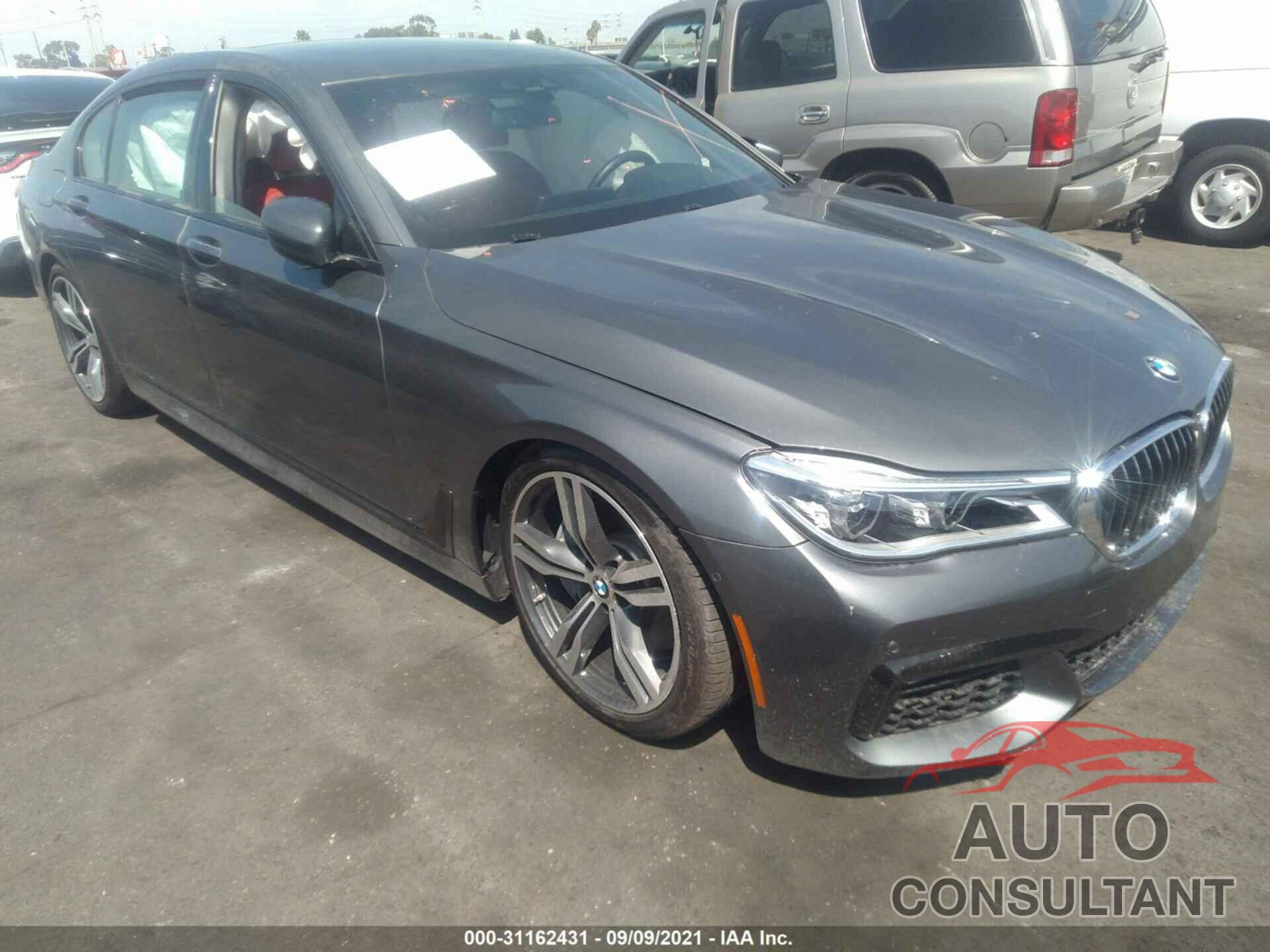 BMW 7 SERIES 2018 - WBA7F0C5XJGM23937