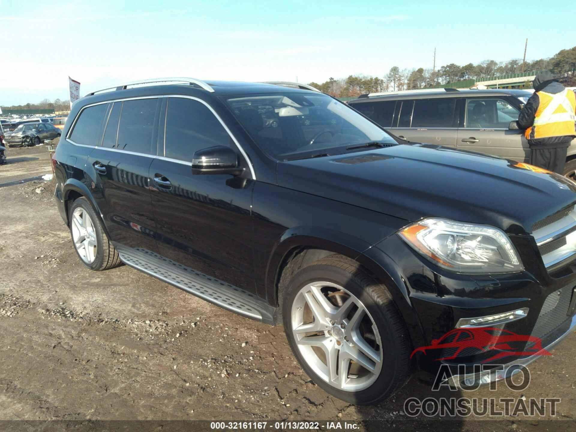 MERCEDES-BENZ GL 2016 - 4JGDF7DE5GA672490