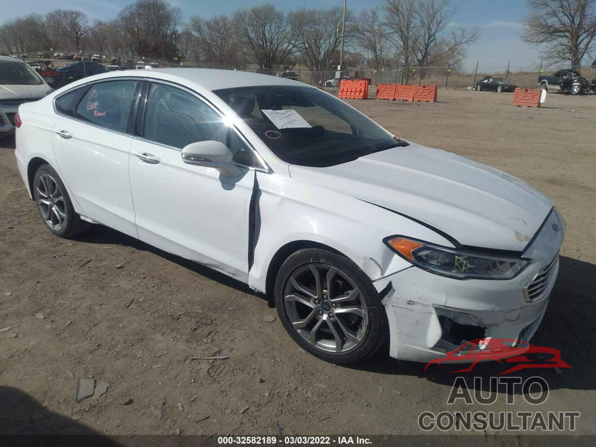 FORD FUSION 2019 - 3FA6P0CD4KR118937