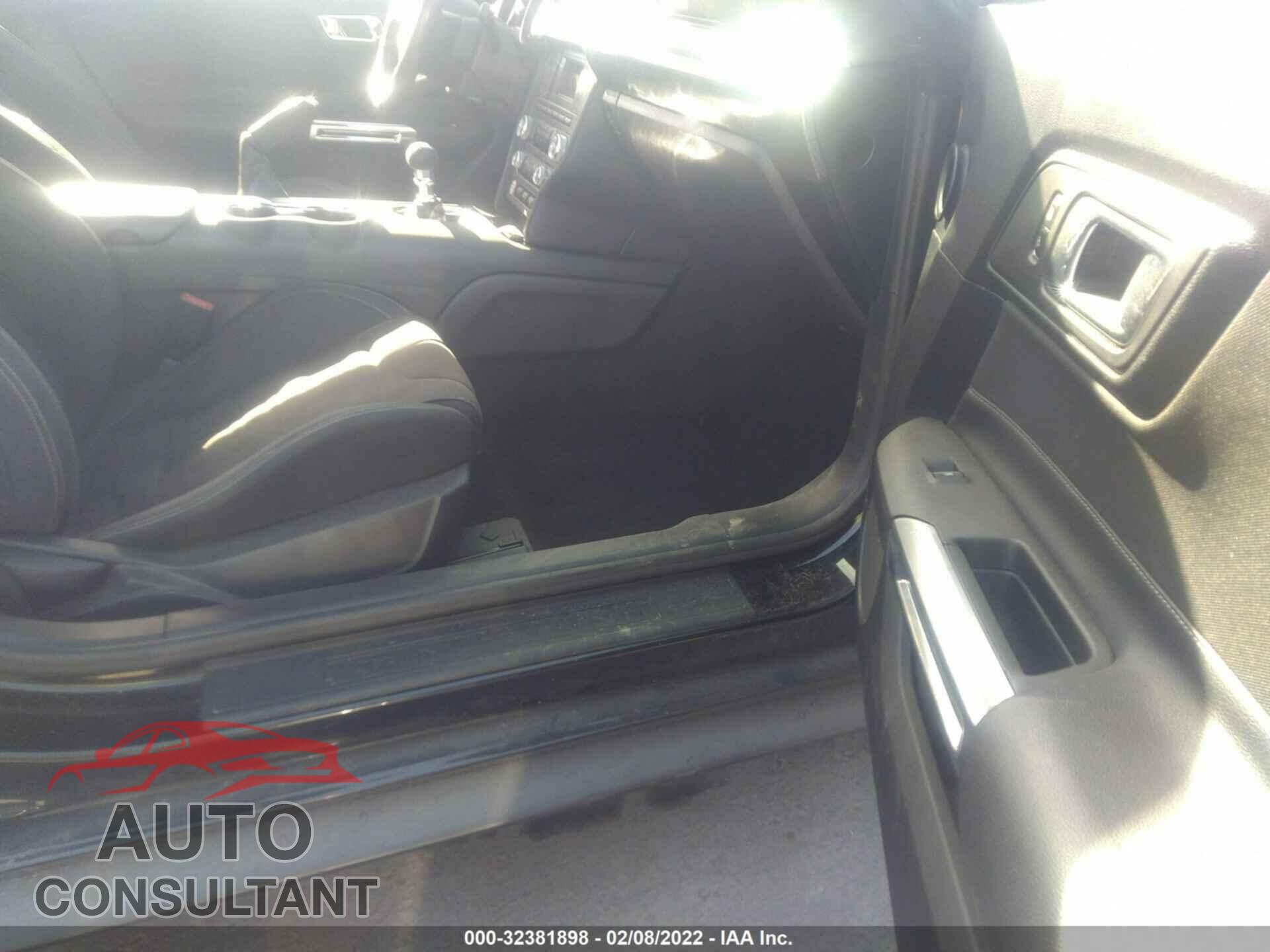 FORD MUSTANG 2017 - 1FA6P8TH8H5210470