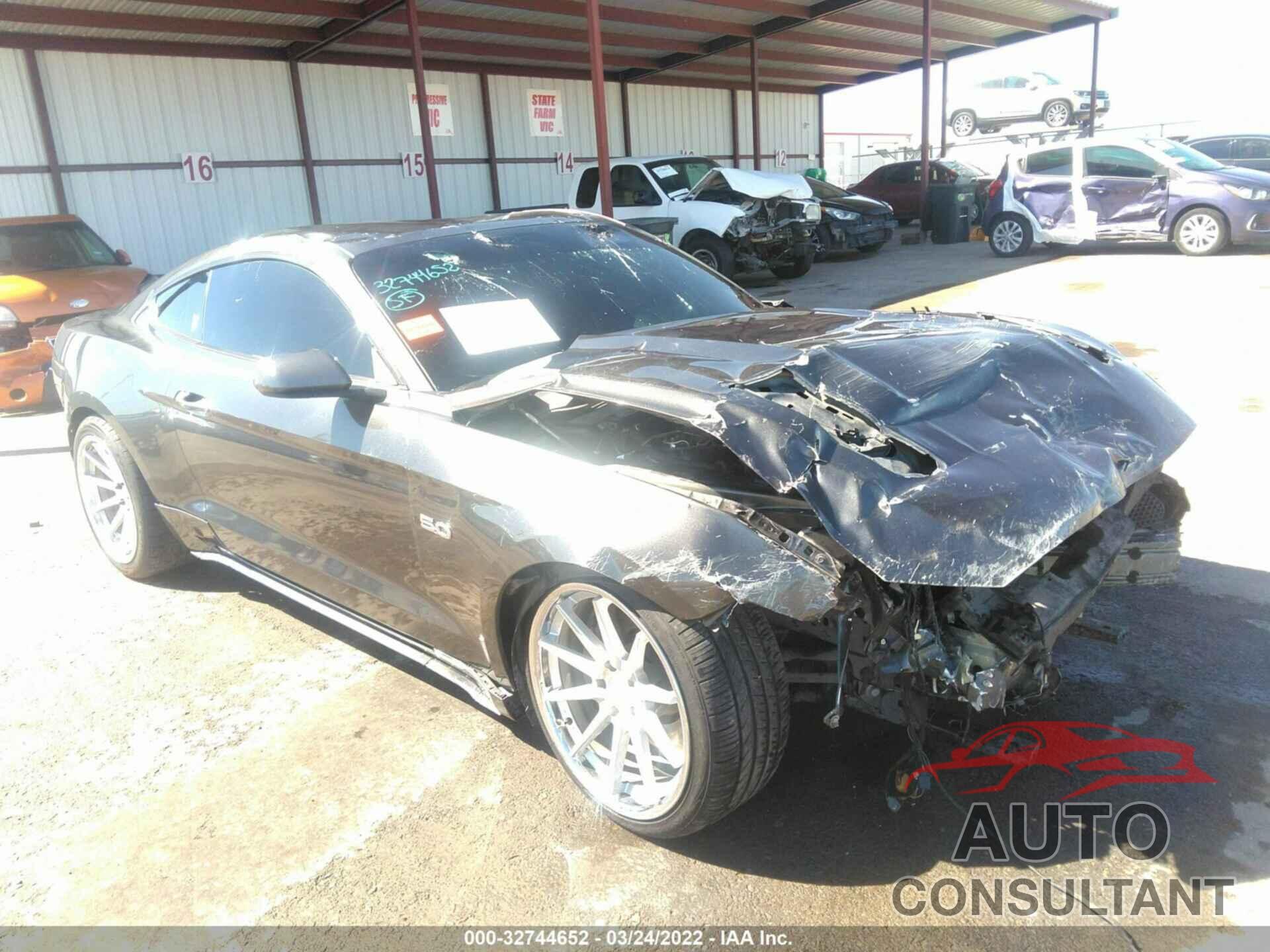 FORD MUSTANG 2017 - 1FA6P8CF5H5209923