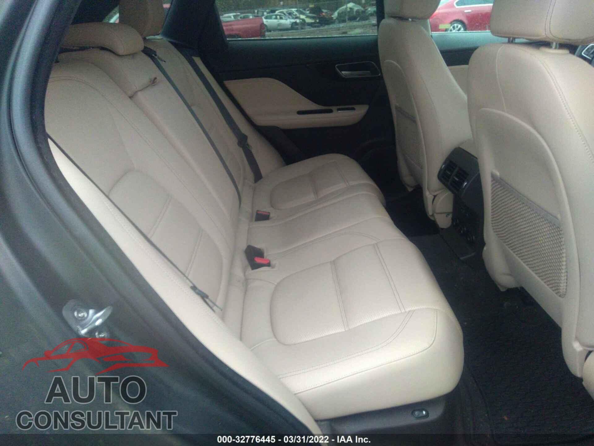 JAGUAR F-PACE 2017 - SADCK2BV9HA887345
