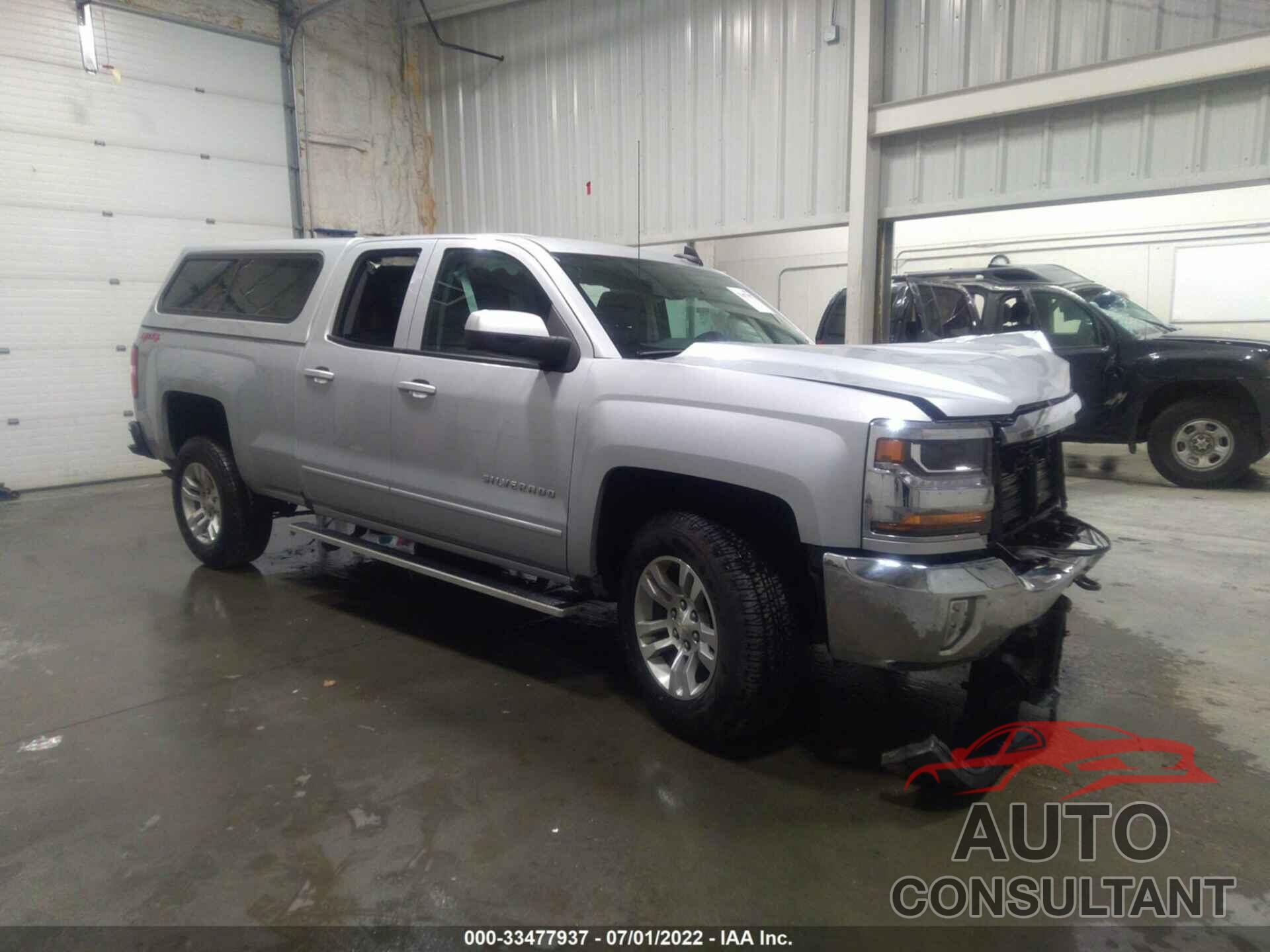 CHEVROLET SILVERADO 1500 2018 - 1GCVKREC4JZ315937
