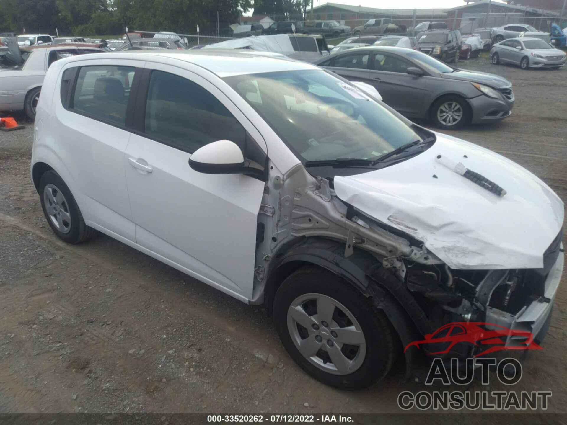 CHEVROLET SONIC 2016 - 1G1JA6SH1G4164330