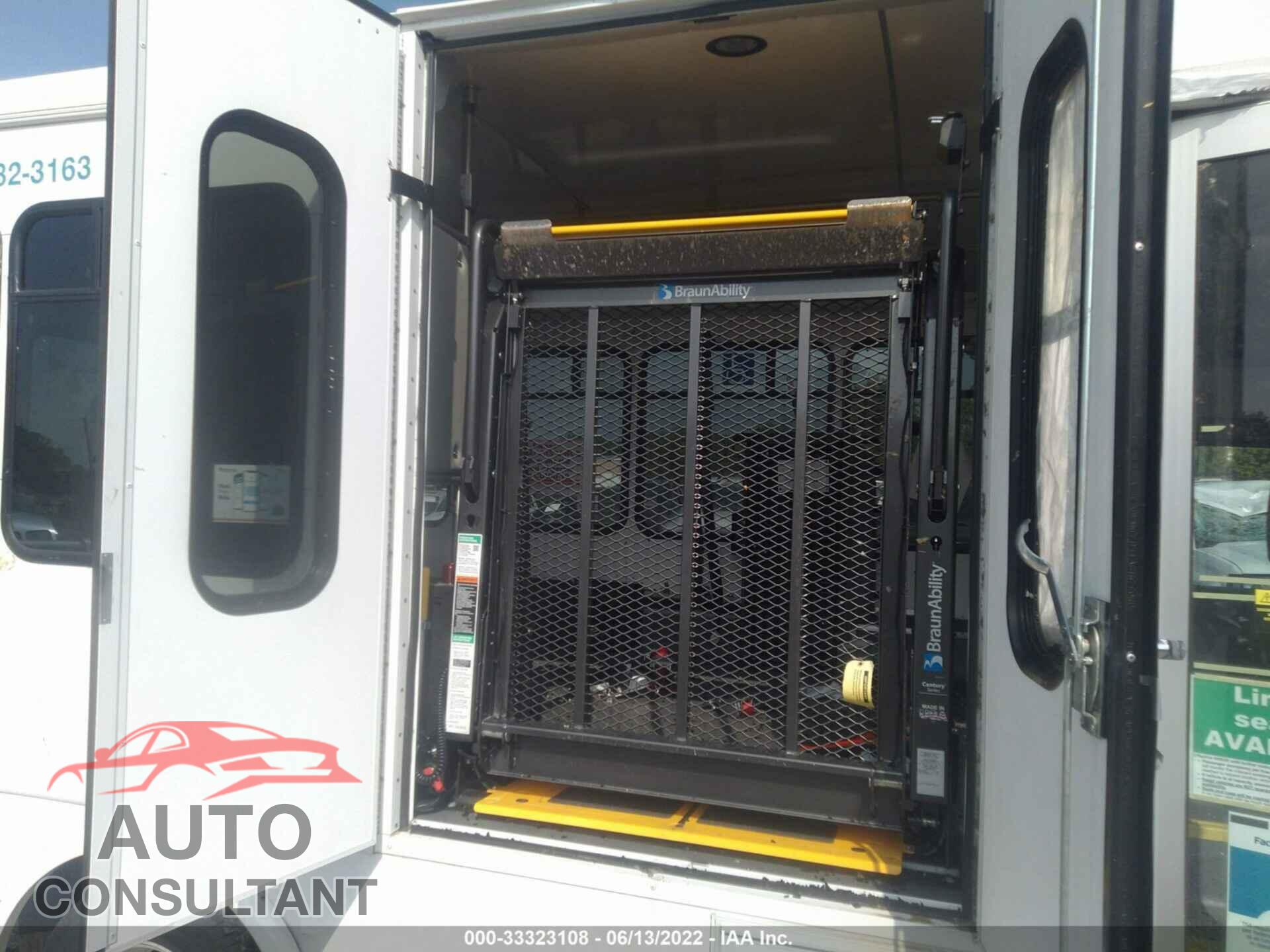 FORD E-SERIES CUTAWAY 2019 - 1FDFE4FS0KDC71787