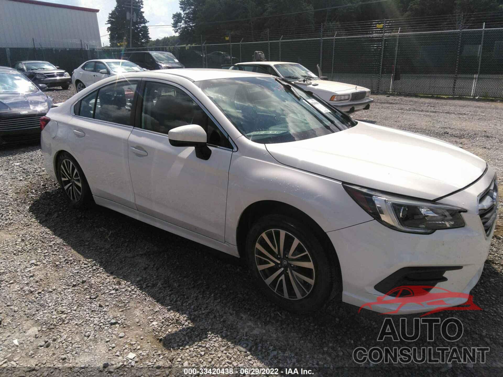 SUBARU LEGACY 2019 - 4S3BNAF67K3020386