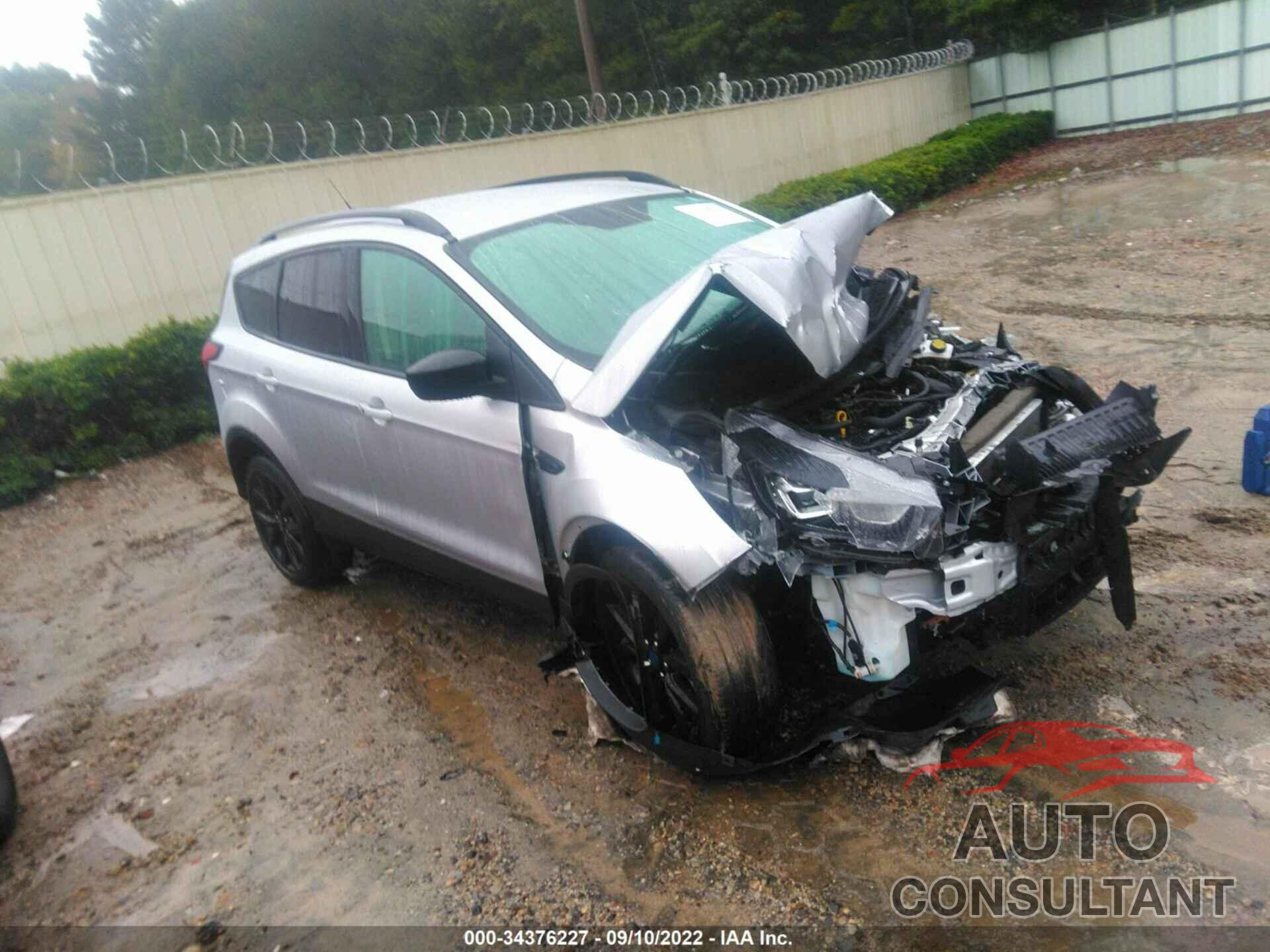 FORD ESCAPE 2019 - 1FMCU0GD2KUB64139