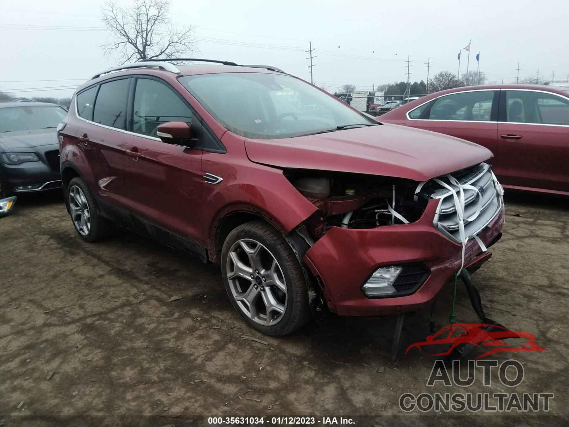 FORD ESCAPE 2017 - 1FMCU9J96HUA37962