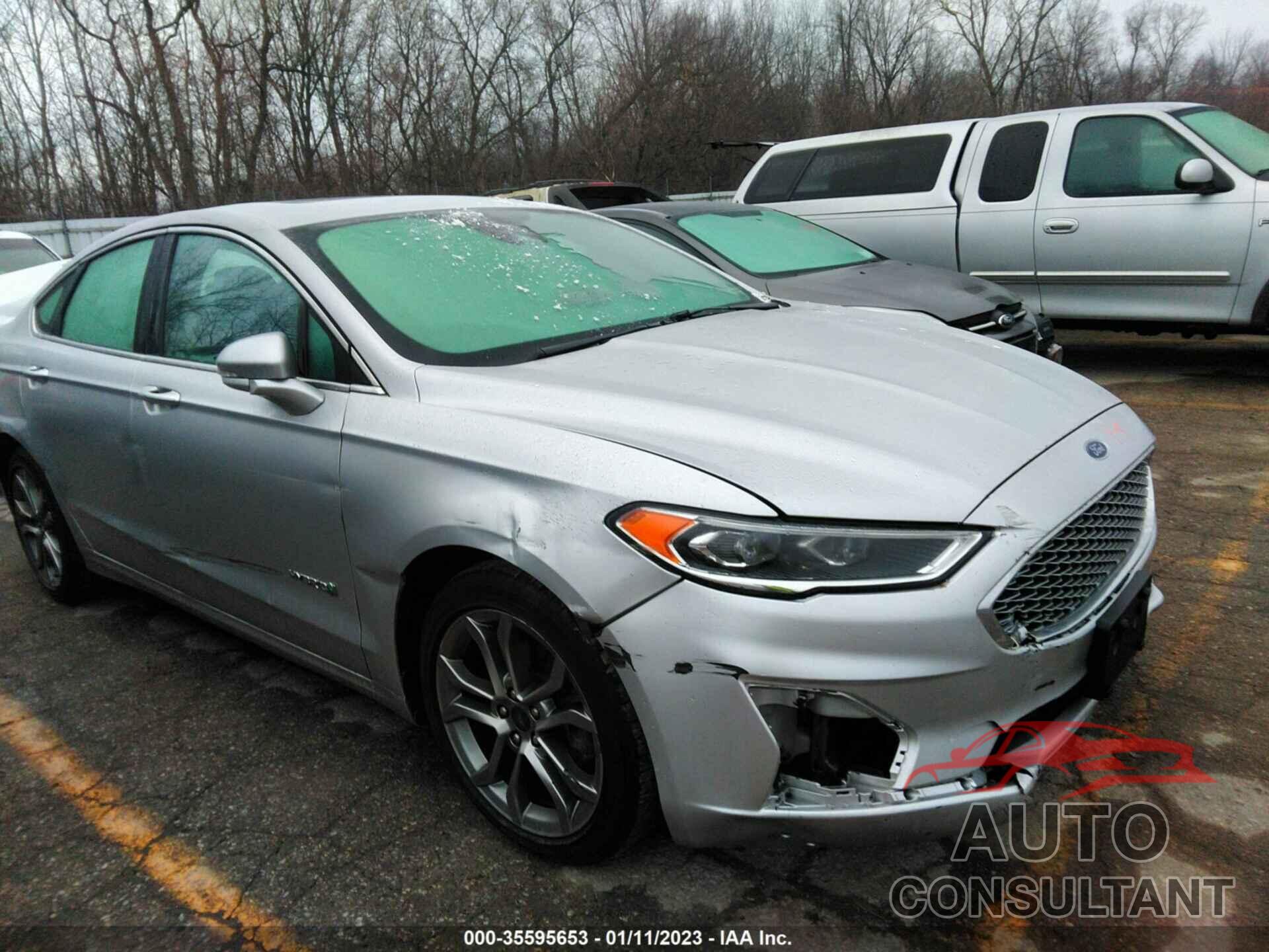 FORD FUSION HYBRID 2019 - 3FA6P0RU7KR183062