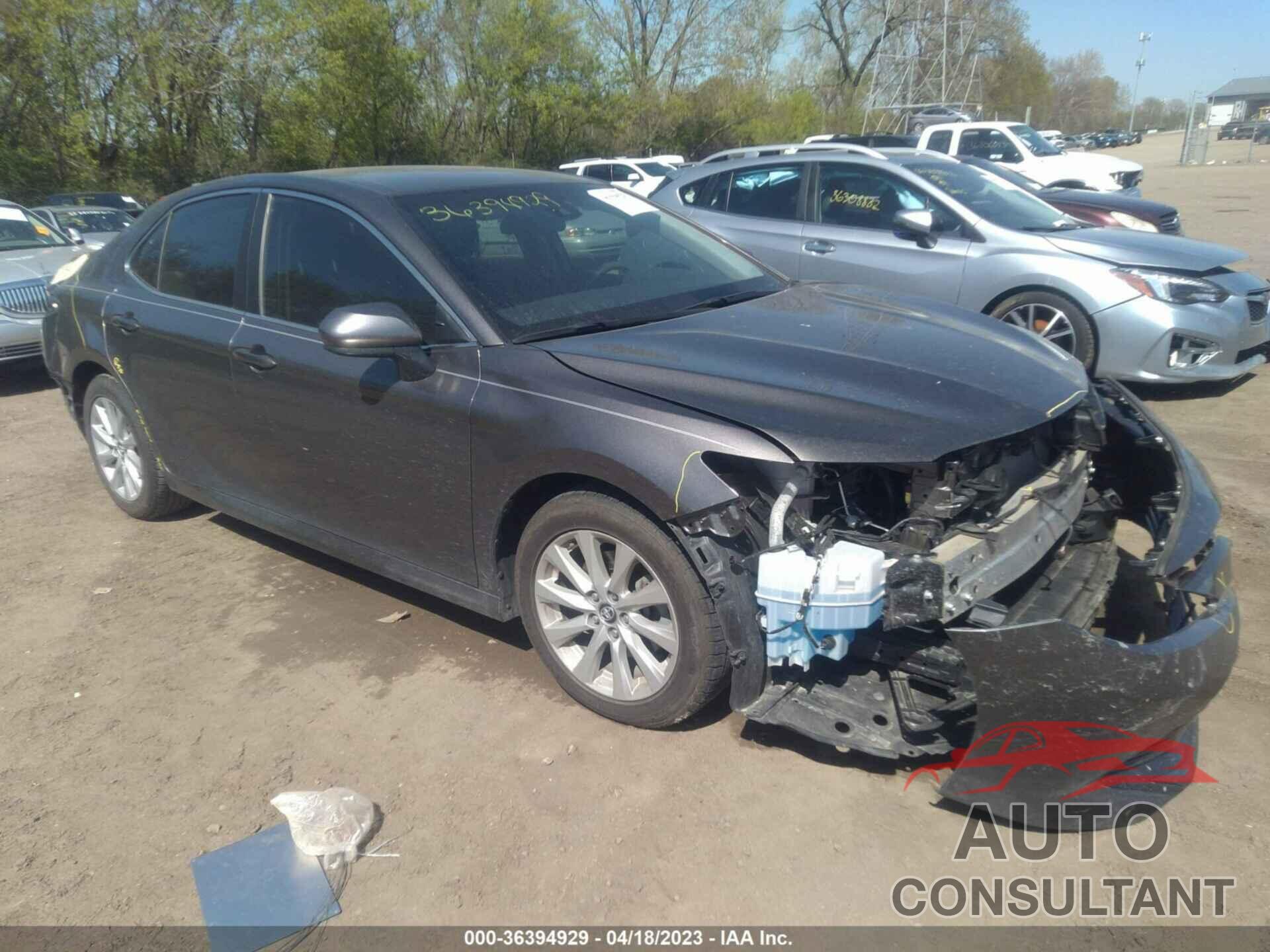 TOYOTA CAMRY 2018 - 4T1B11HKXJU086179