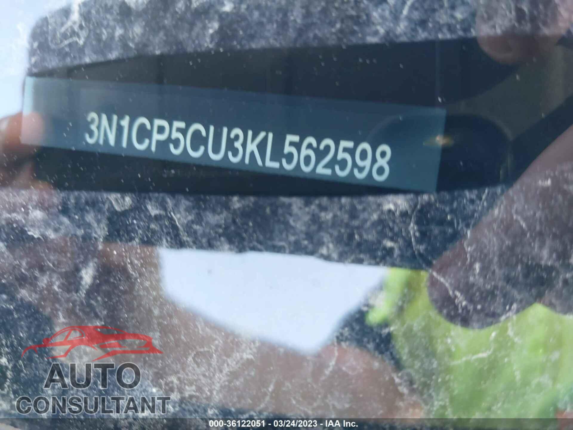 NISSAN KICKS 2019 - 3N1CP5CU3KL562598