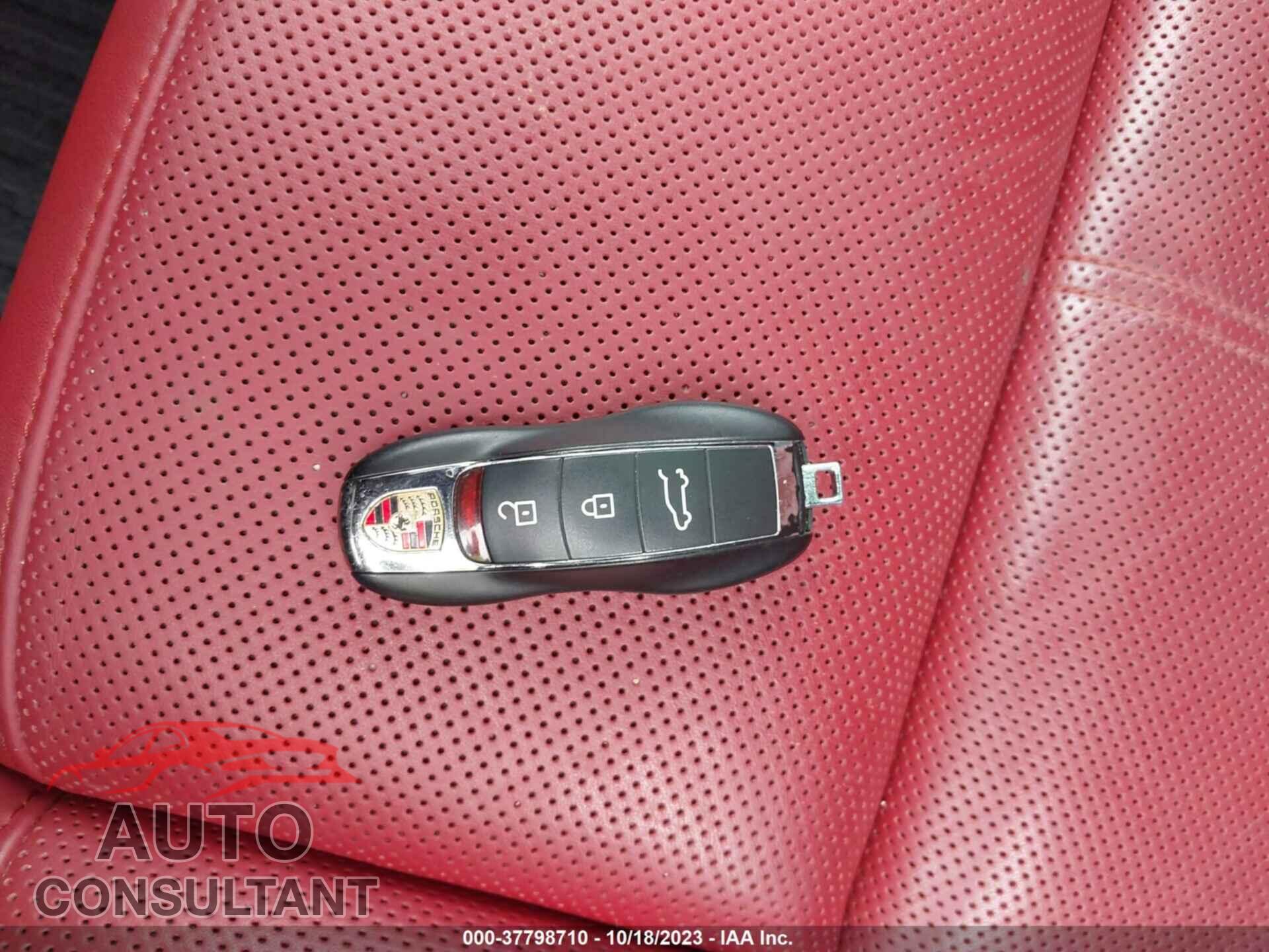 PORSCHE MACAN 2021 - WP1AB2A5XMLB30214