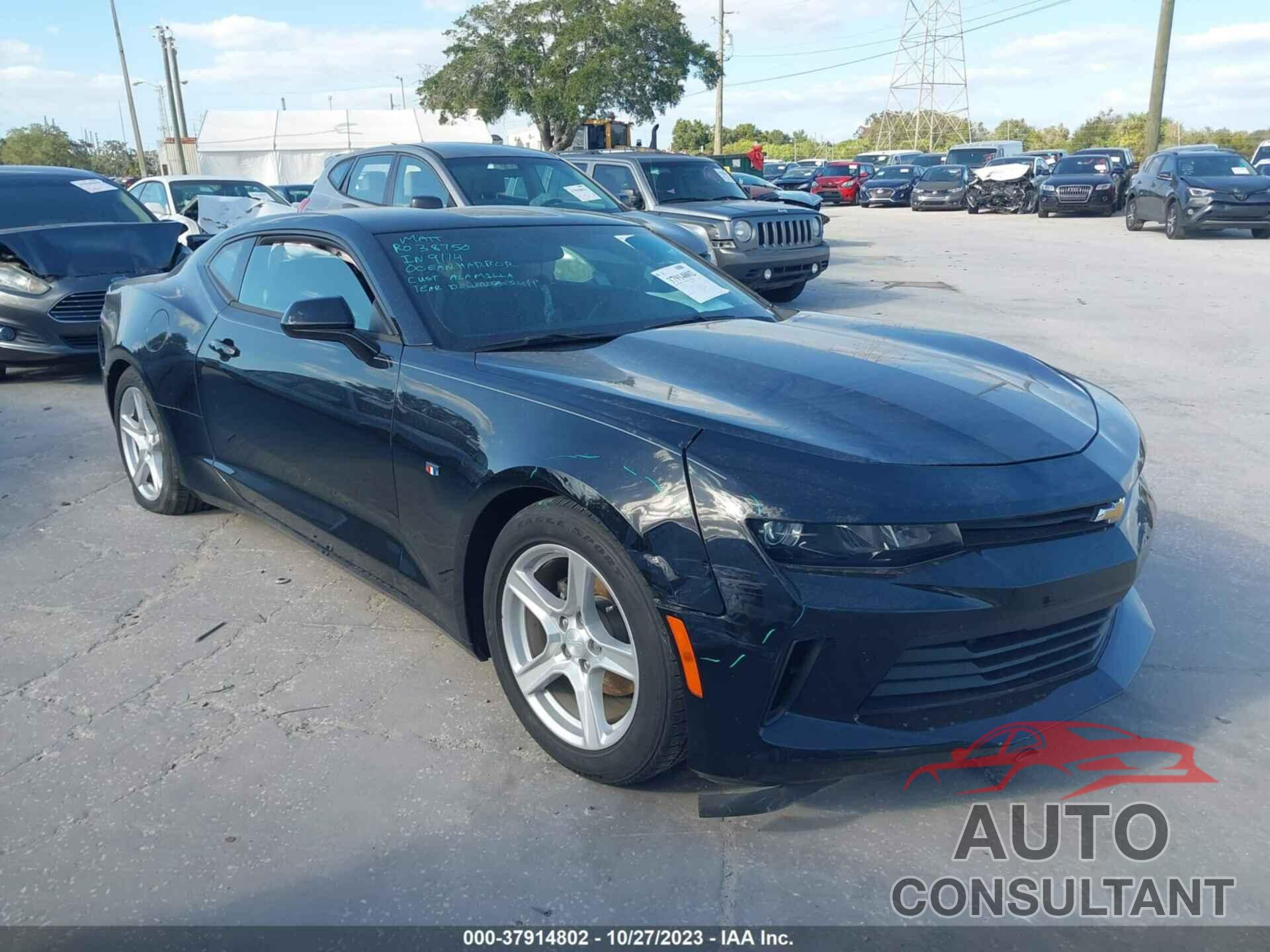 CHEVROLET CAMARO 2018 - 1G1FB1RX5J0121904