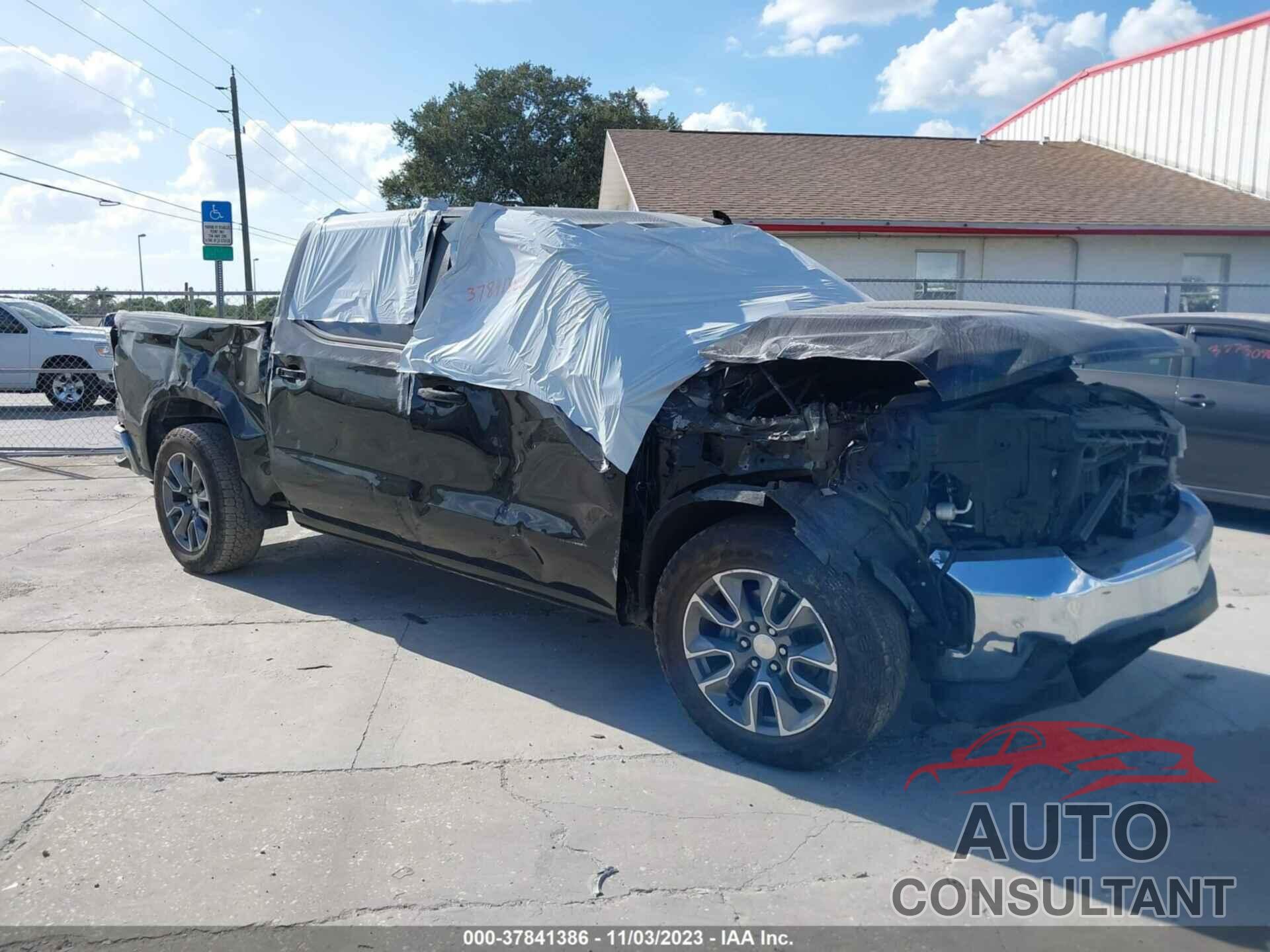 CHEVROLET SILVERADO 1500 2020 - 1GCPWCED7LZ149385