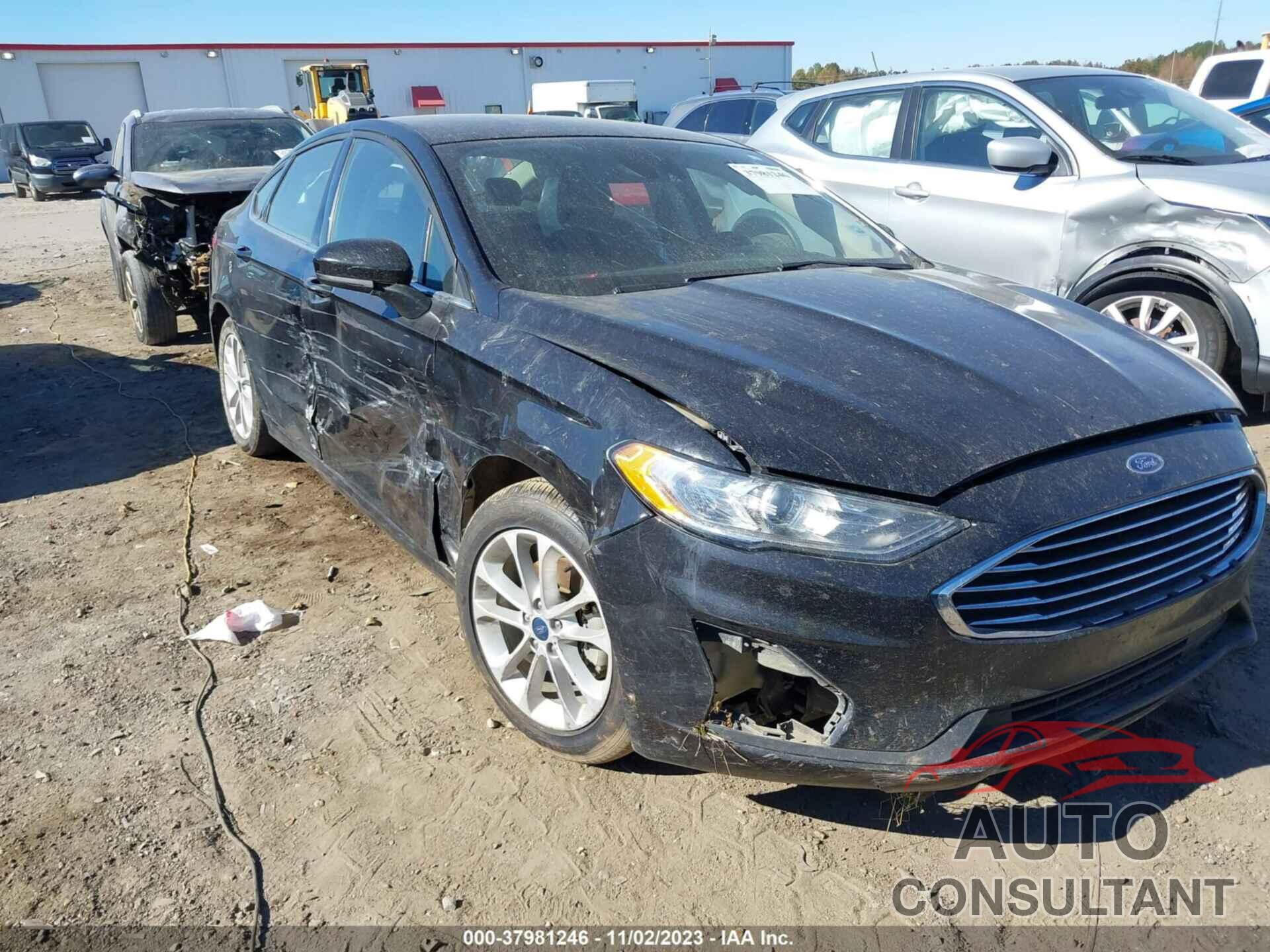 FORD FUSION HYBRID 2019 - 3FA6P0LU6KR255183