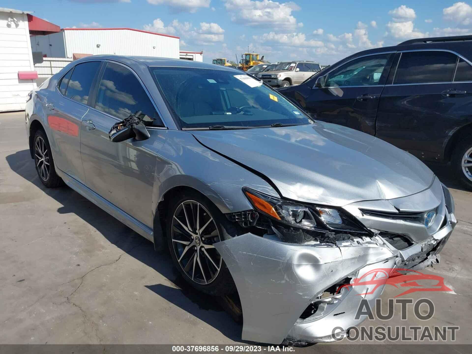 TOYOTA CAMRY 2022 - 4T1G31AK8NU579438
