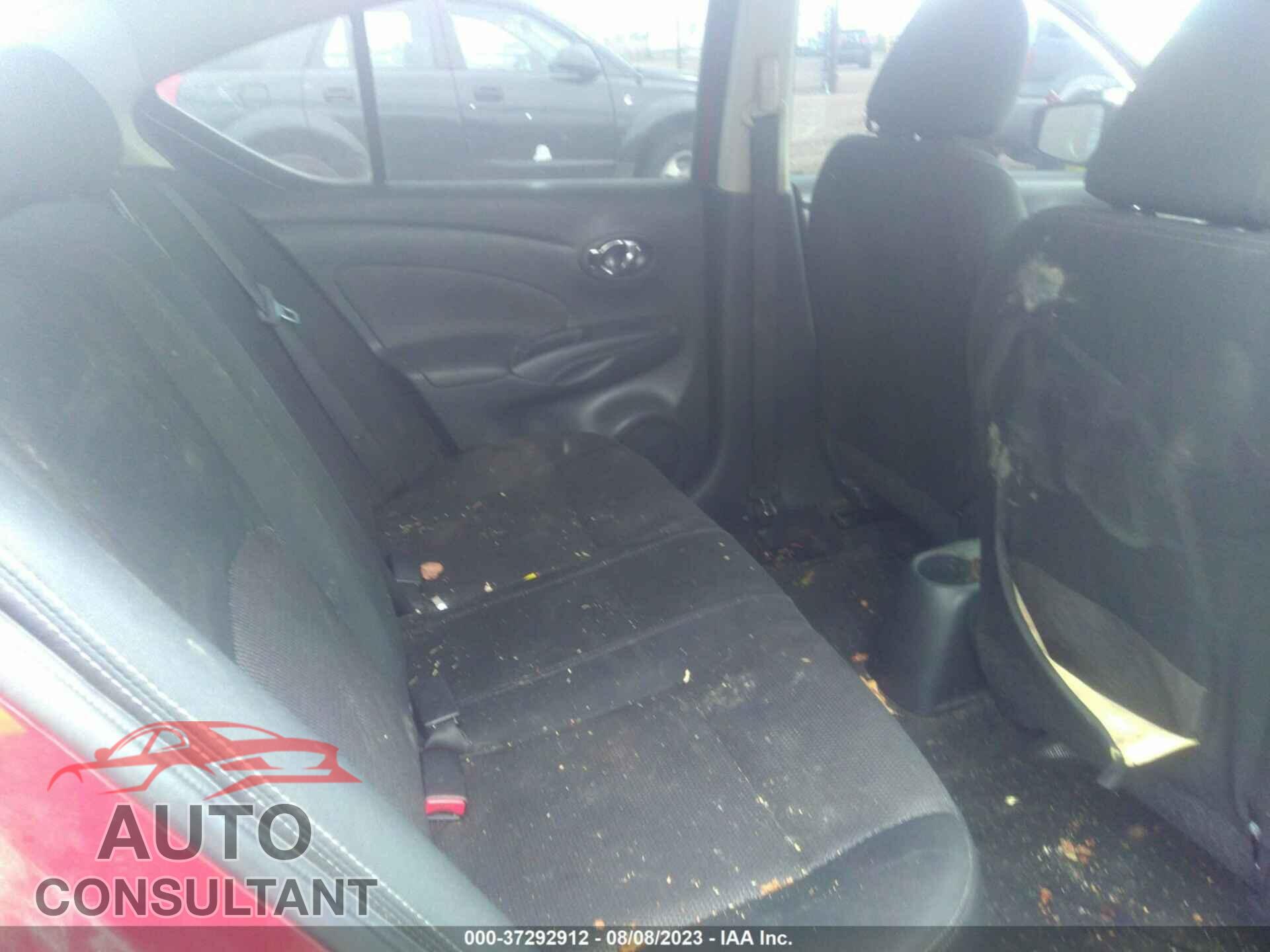 NISSAN VERSA 2019 - 3N1CN7AP3KL856386