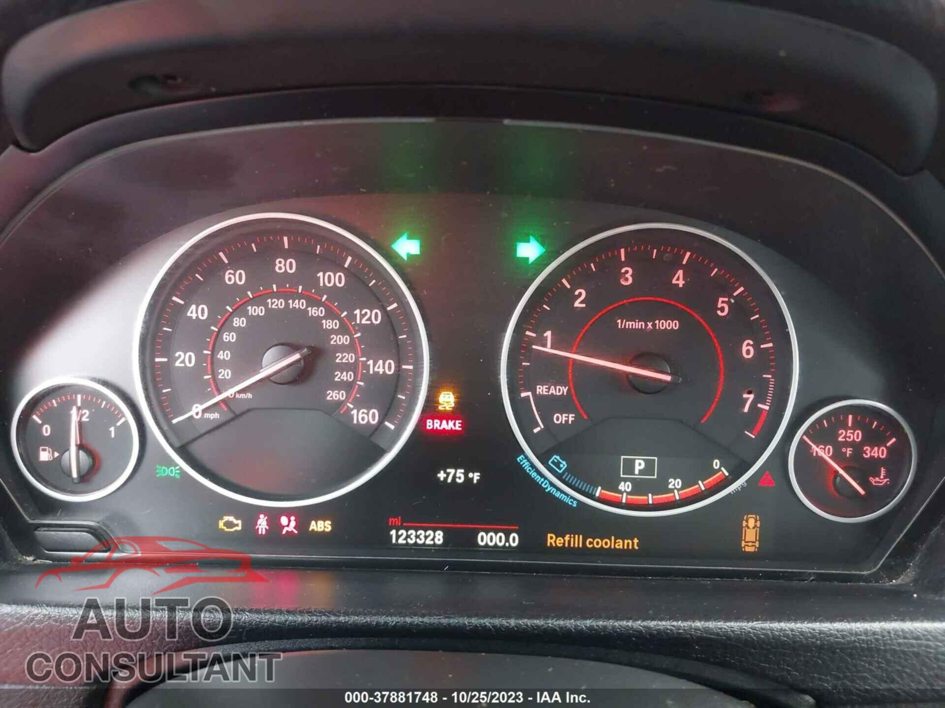 BMW 3 SERIES 2017 - WBA8B9C5XHK884793