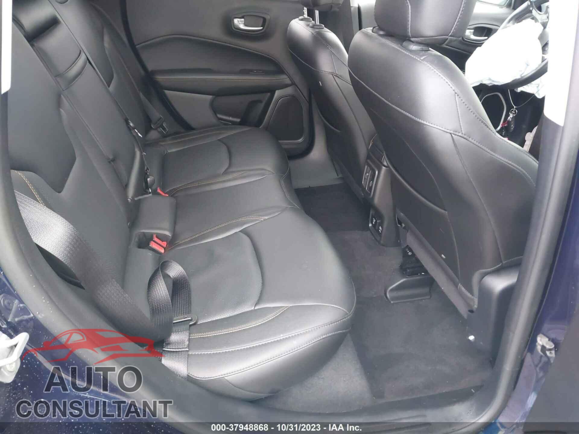 JEEP COMPASS 2018 - 3C4NJDCB5JT263046