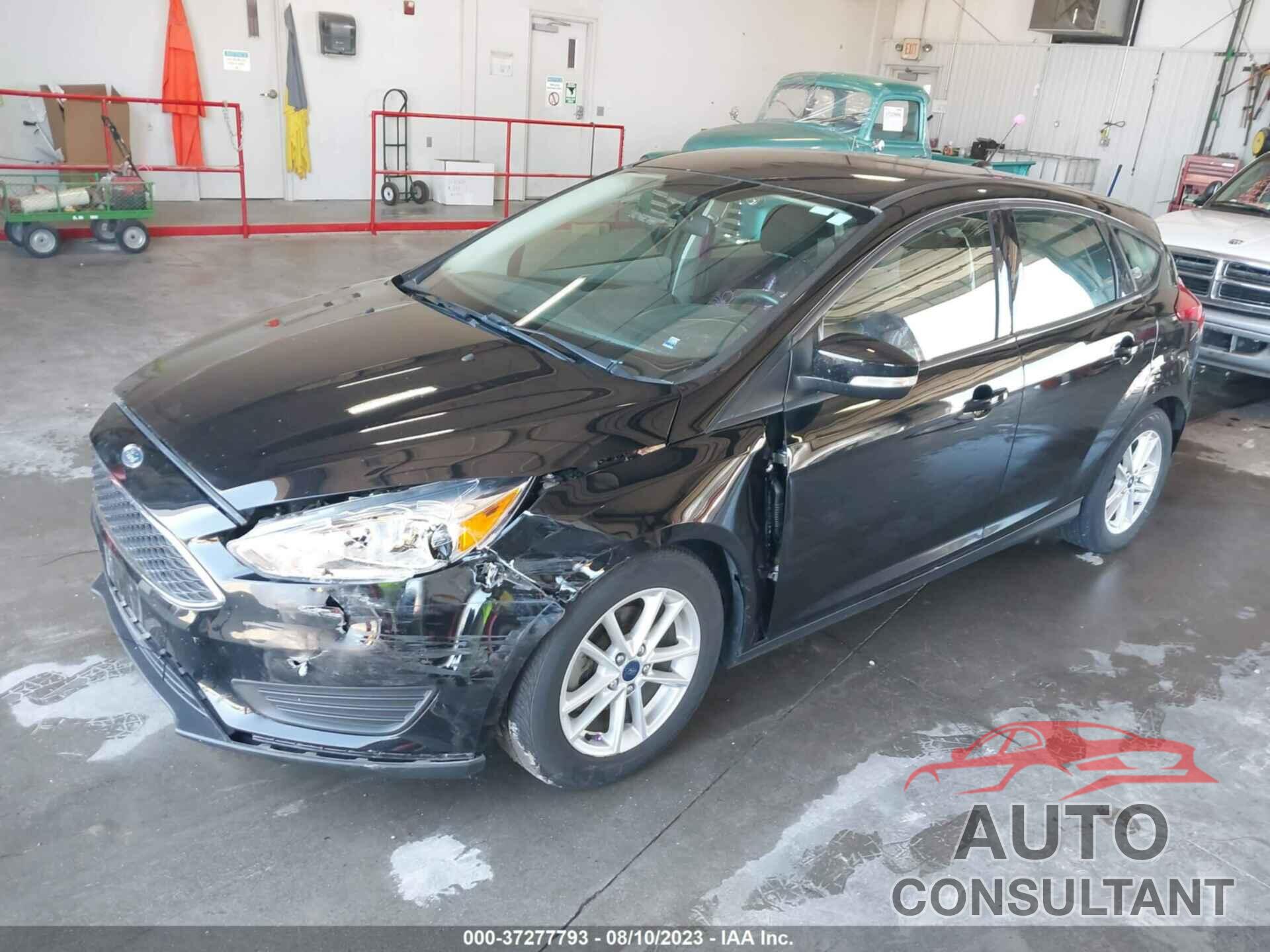 FORD FOCUS 2017 - 1FADP3K27HL205313