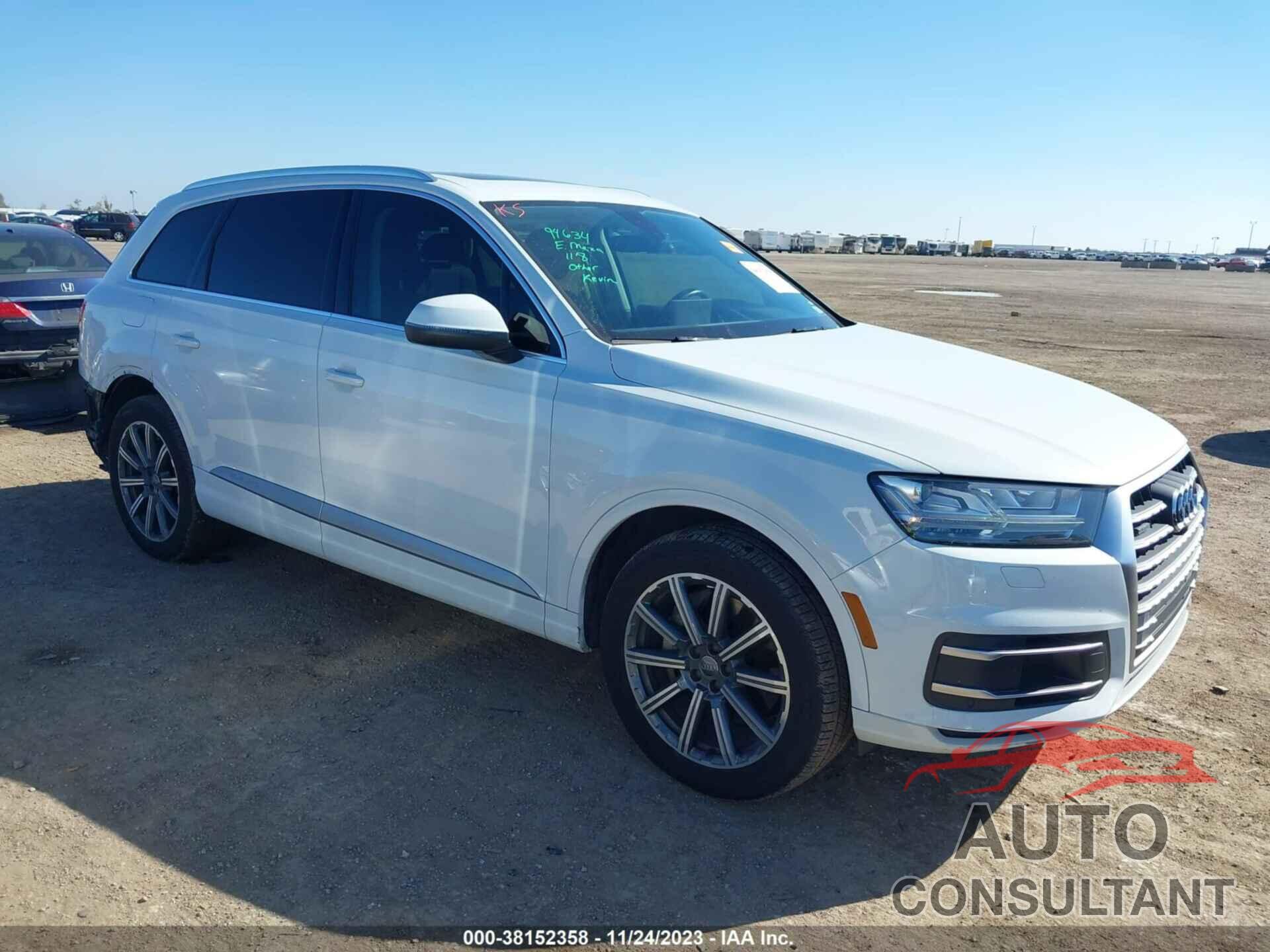 AUDI Q7 2019 - WA1LHAF78KD043264