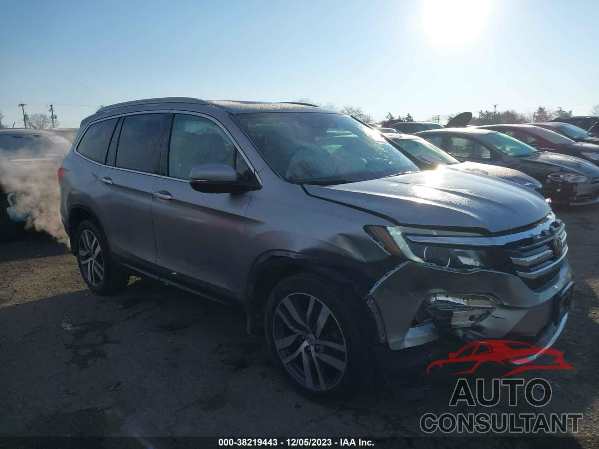 HONDA PILOT 2018 - 5FNYF6H09JB009551