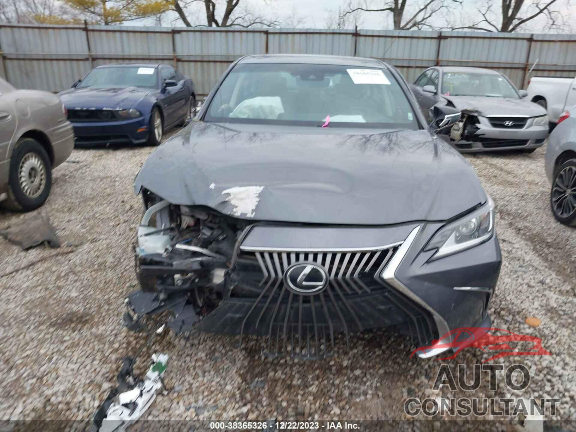 LEXUS ES 2019 - 58ABZ1B11KU012703