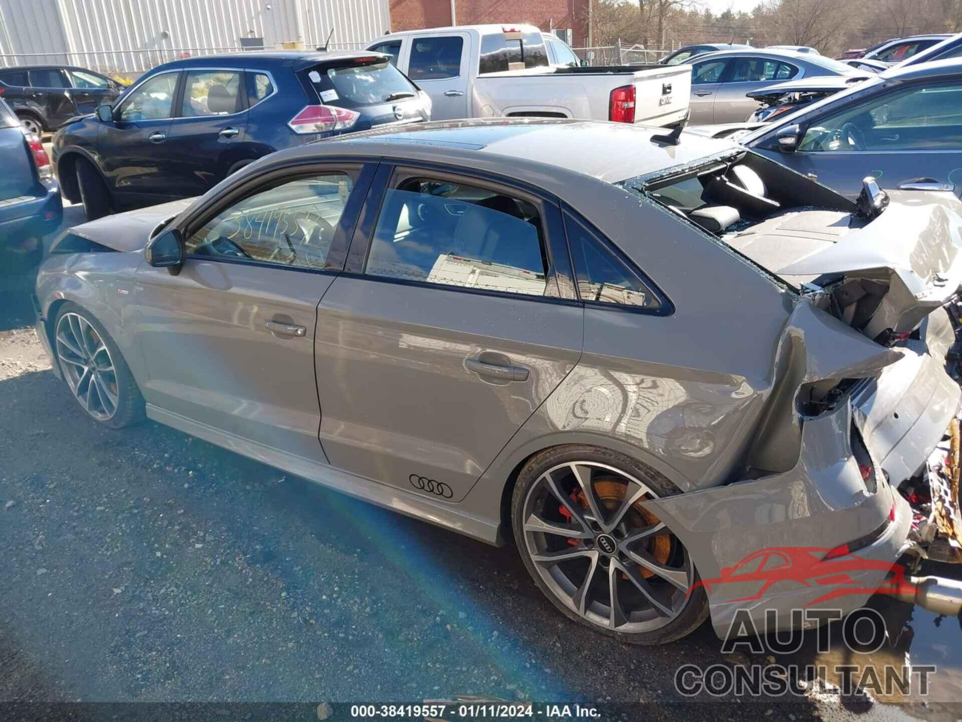 AUDI A3 2020 - WAUJEGFF8LA103365