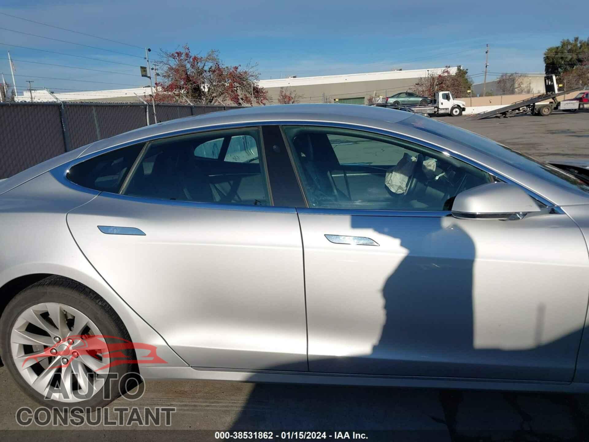 TESLA MODEL S 2017 - 5YJSA1E18HF185666