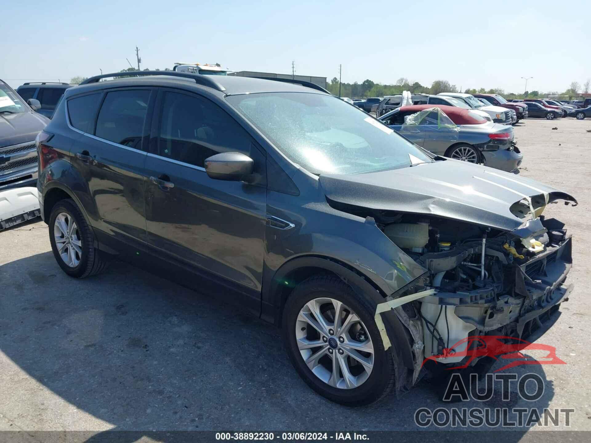 FORD ESCAPE 2018 - 1FMCU0GD1JUA22430