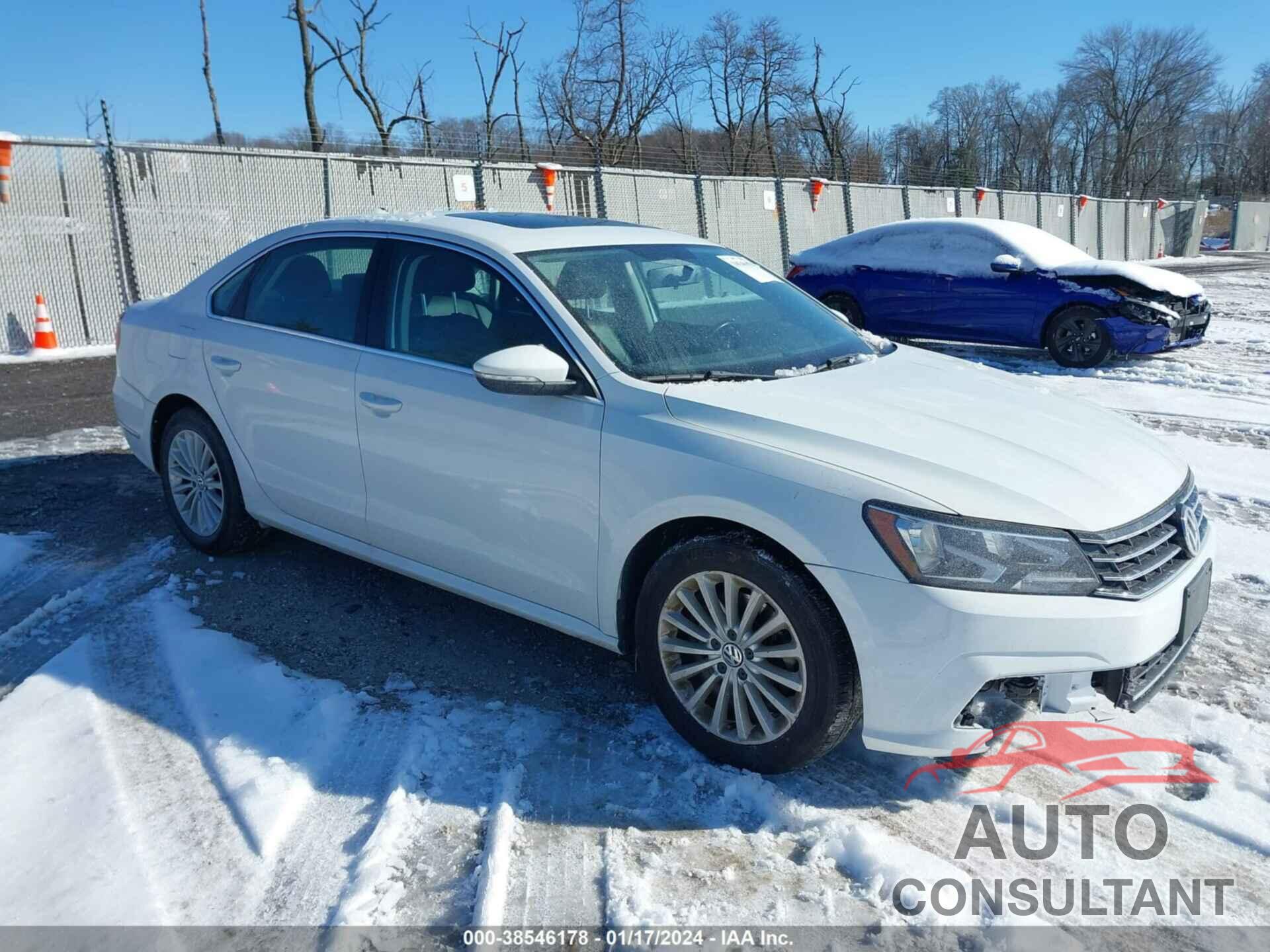 VOLKSWAGEN PASSAT 2017 - 1VWBT7A30HC023805