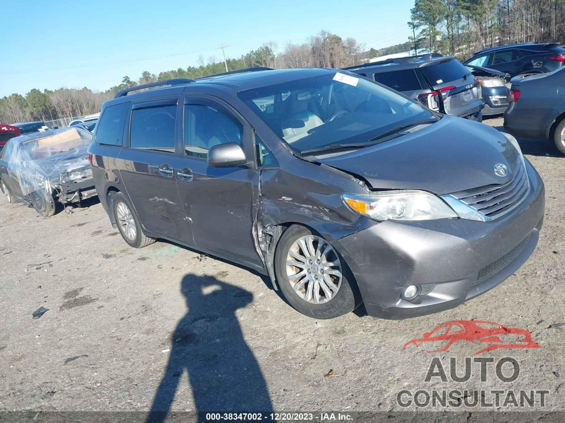 TOYOTA SIENNA 2016 - 5TDYK3DC6GS750481