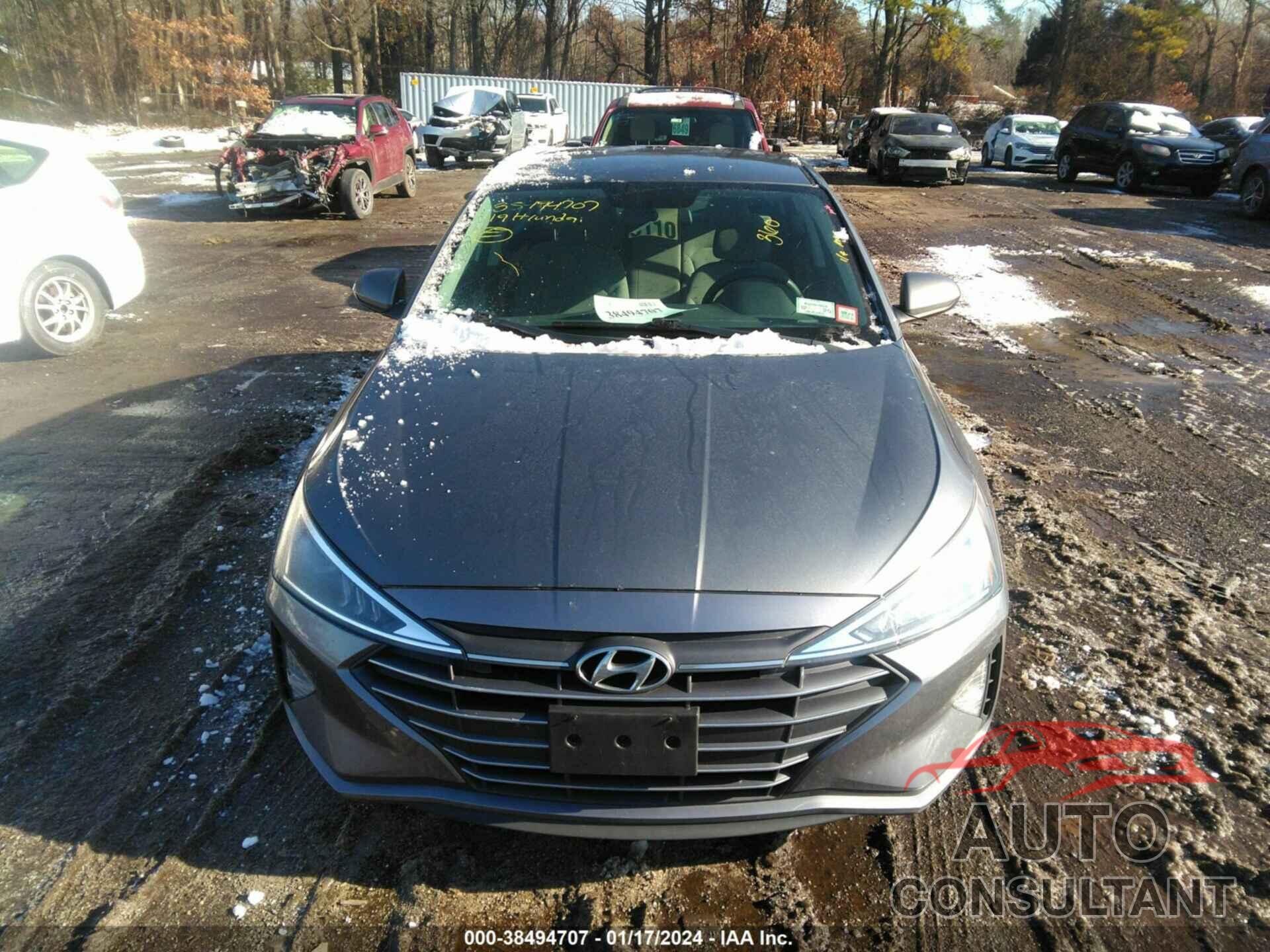 HYUNDAI ELANTRA 2019 - 5NPD74LF9KH490612